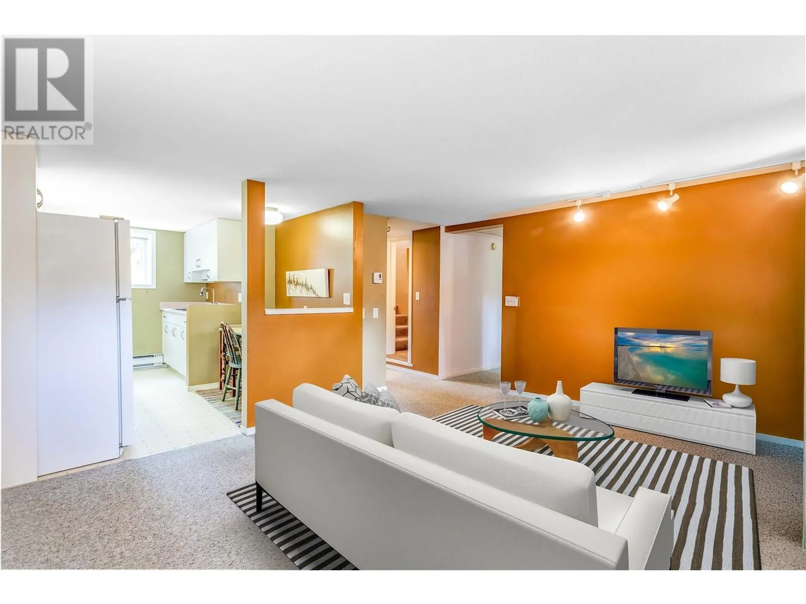 824 Raymer Road