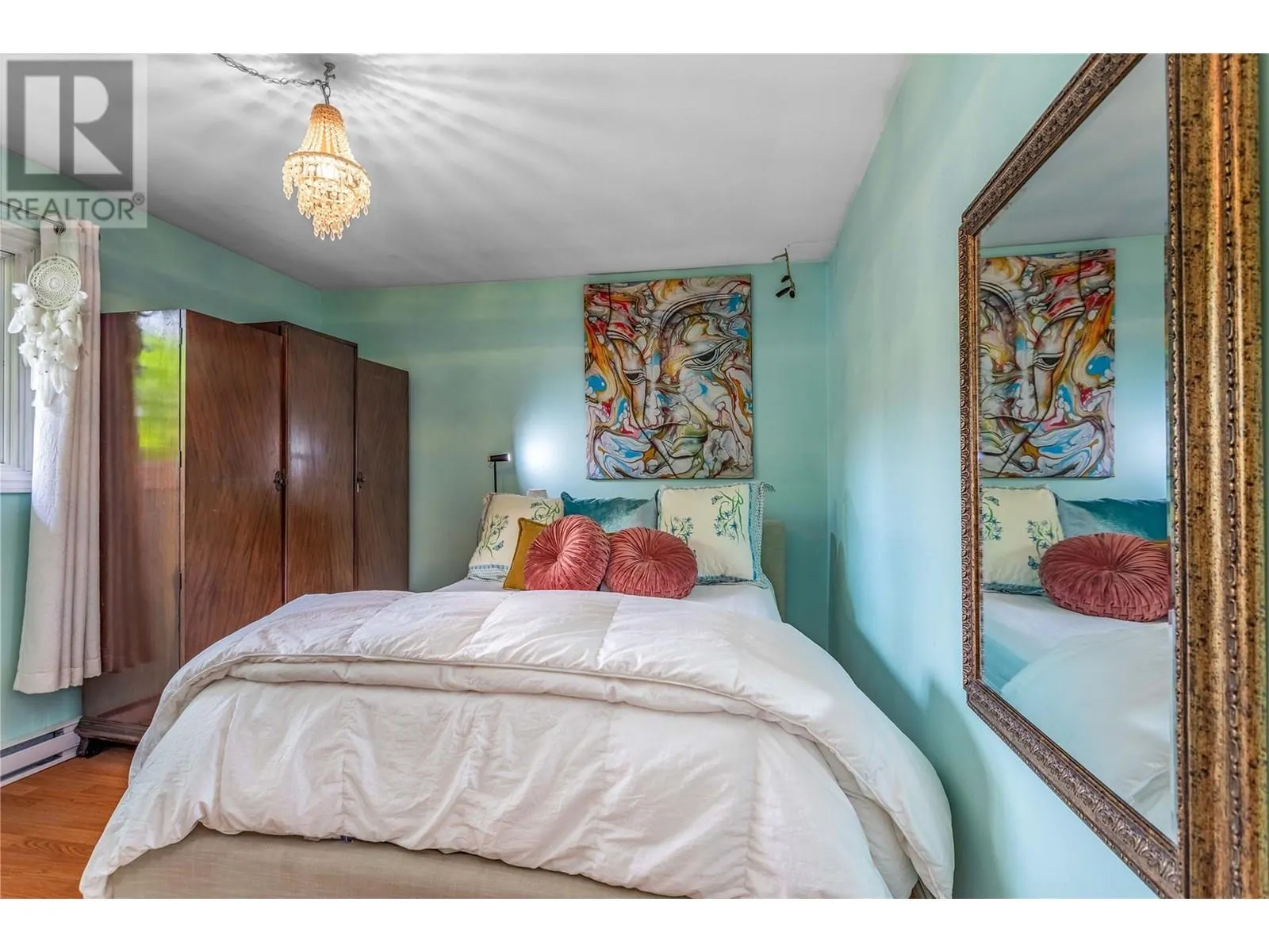824 Raymer Road