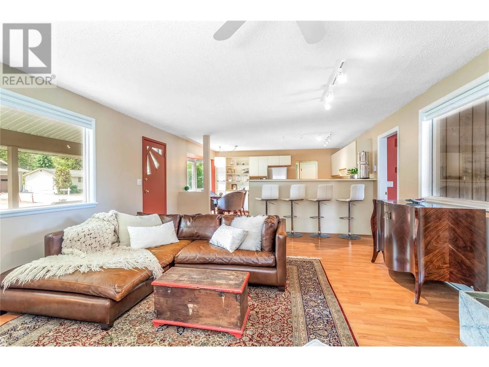 824 Raymer Road