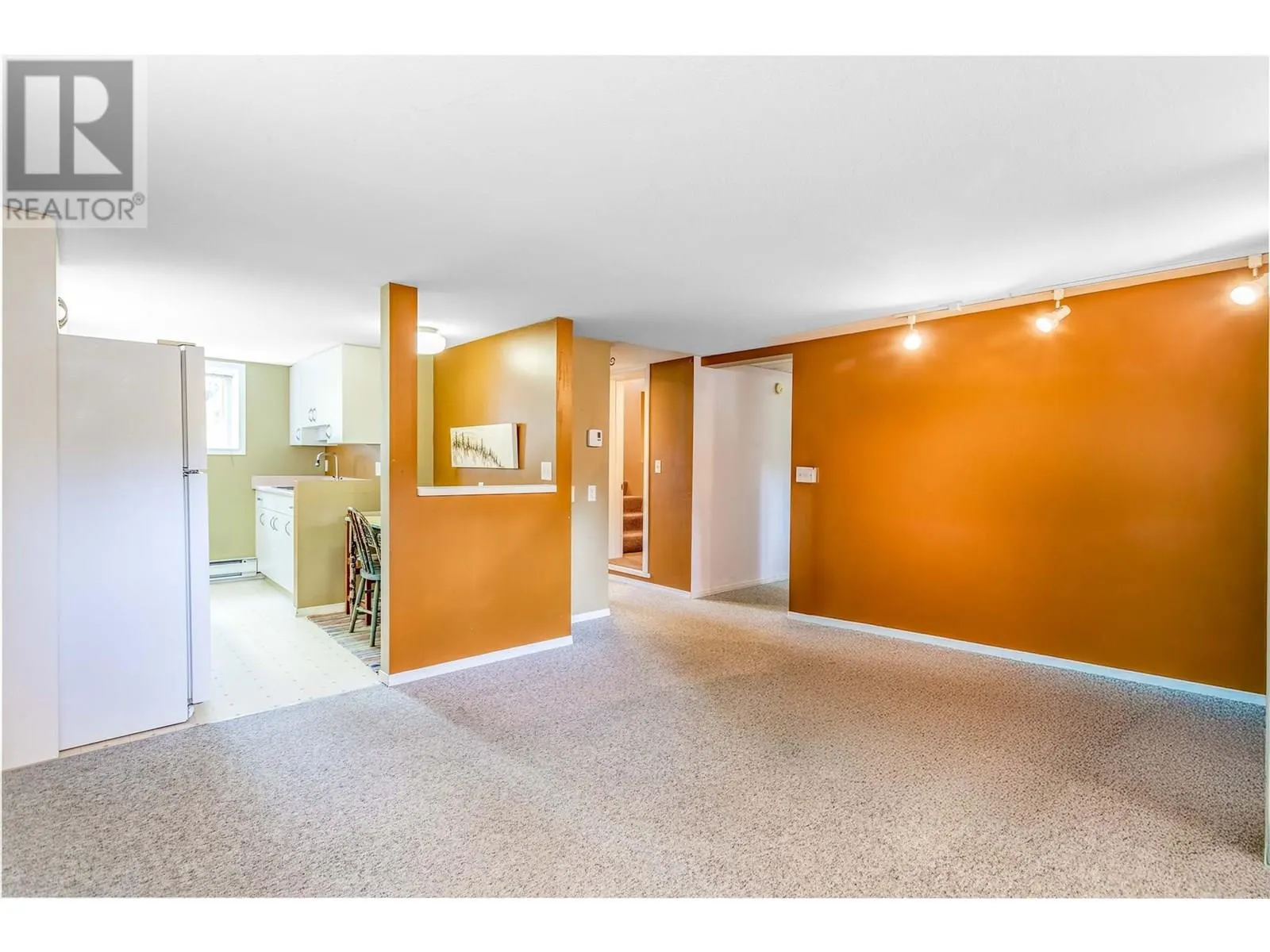 824 Raymer Road