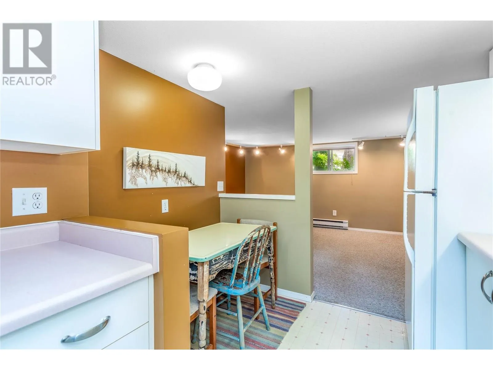 824 Raymer Road