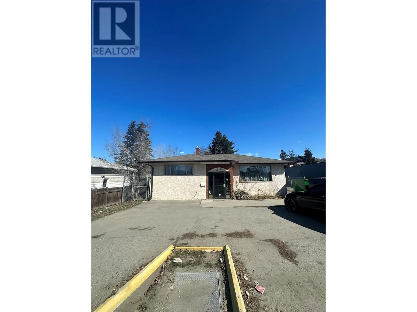 275 Rutland Road N