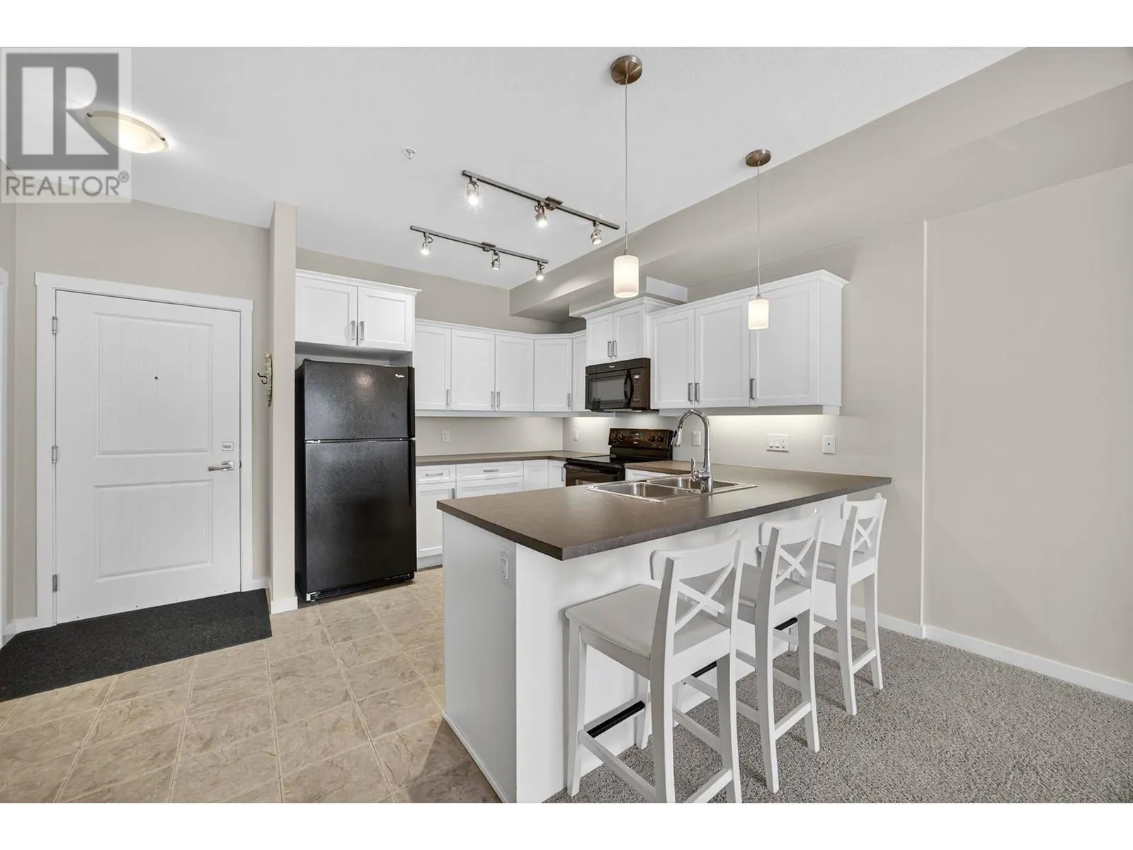 3733 Casorso Road Unit# 117