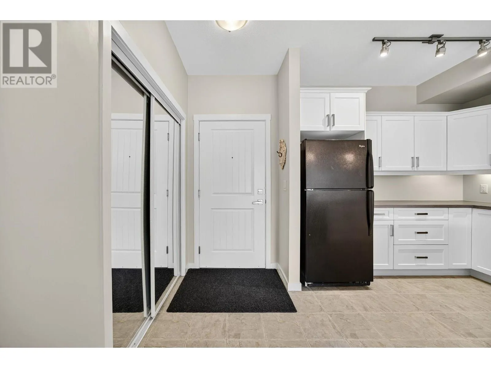 3733 Casorso Road Unit# 117