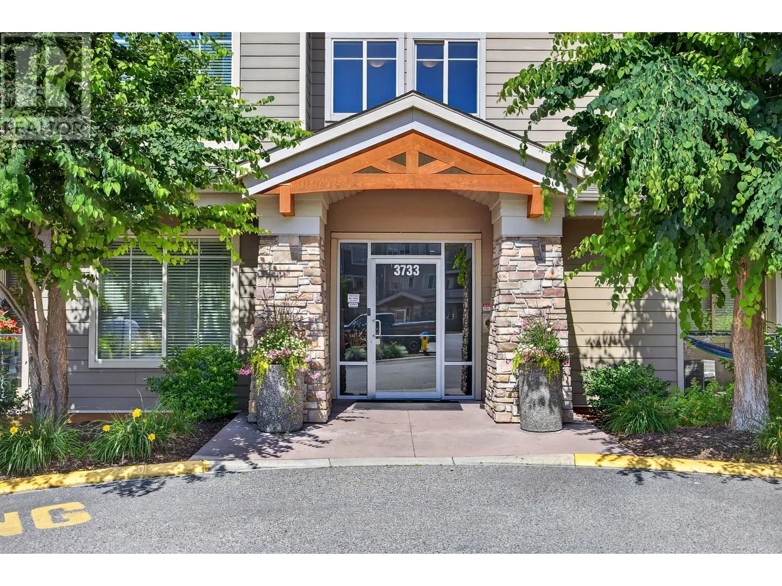 3733 Casorso Road Unit# 117