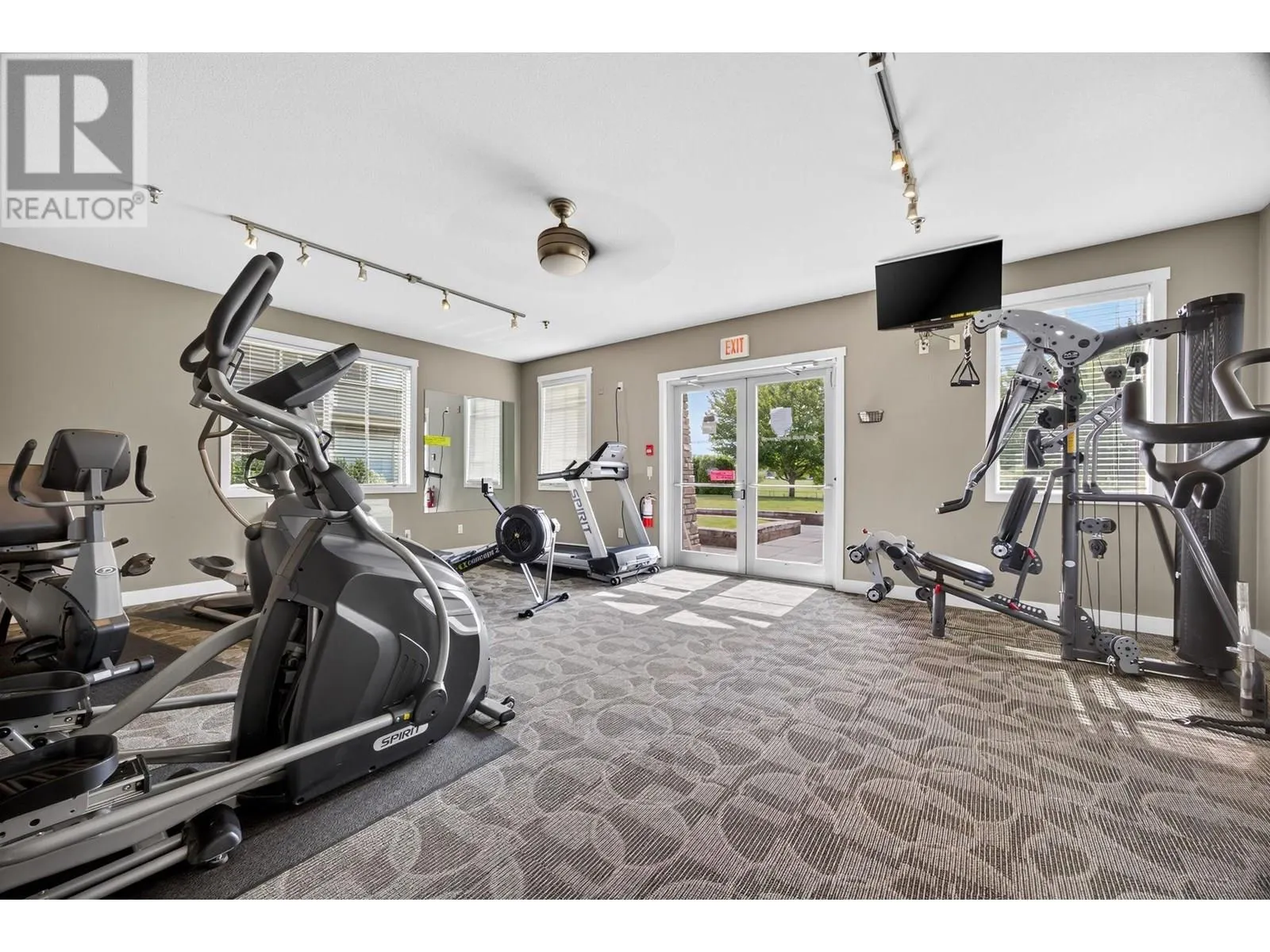 3733 Casorso Road Unit# 117