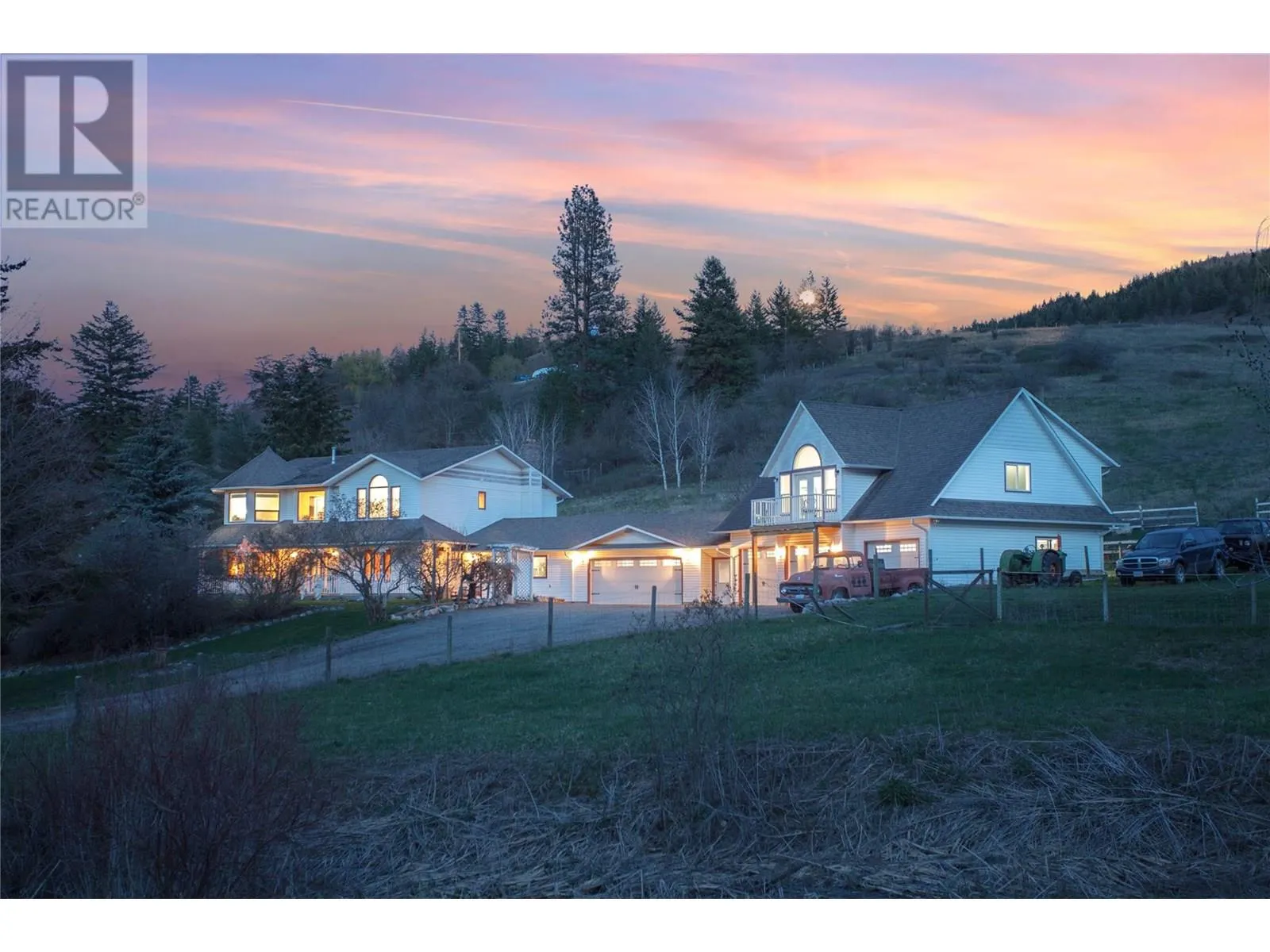 6655 Cosens Bay Road
