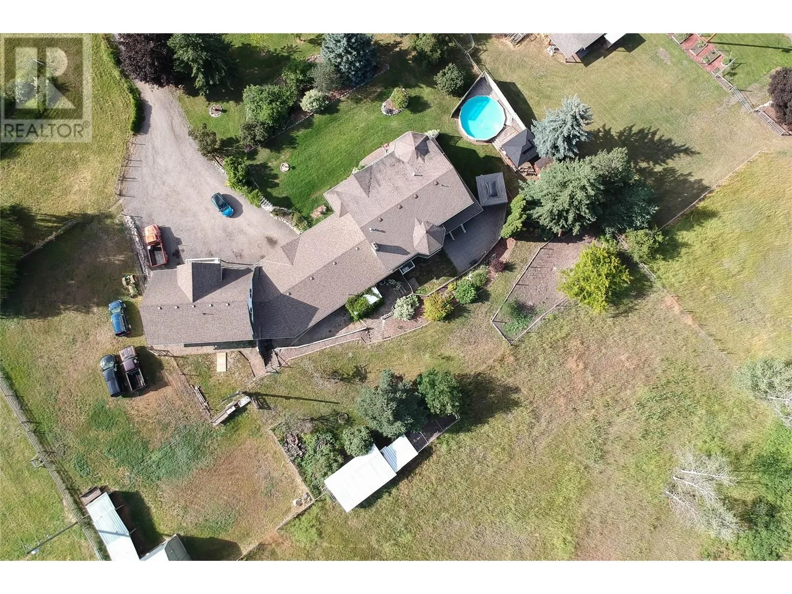 6655 Cosens Bay Road