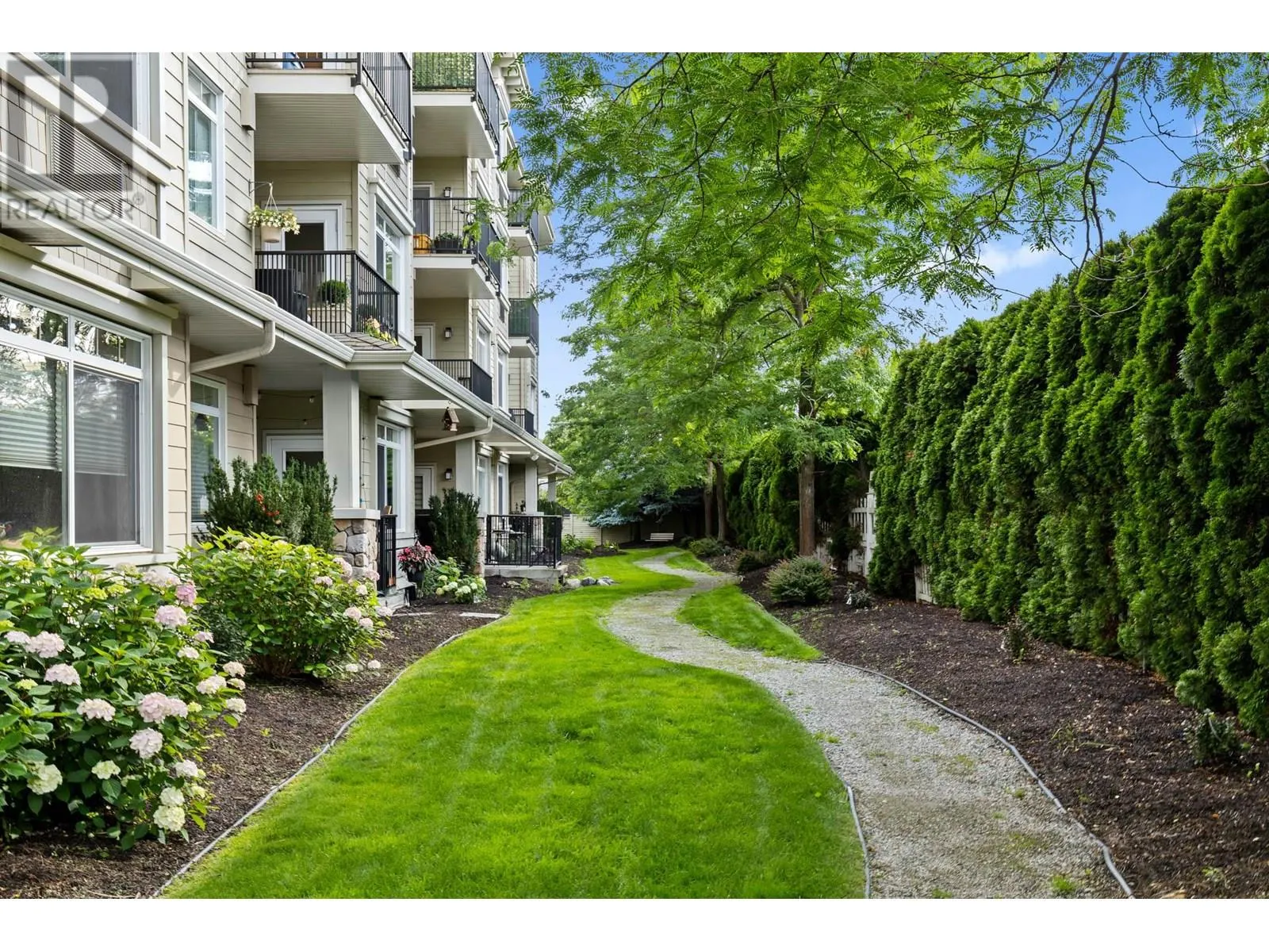 1350 Ridgeway Drive Unit# 209