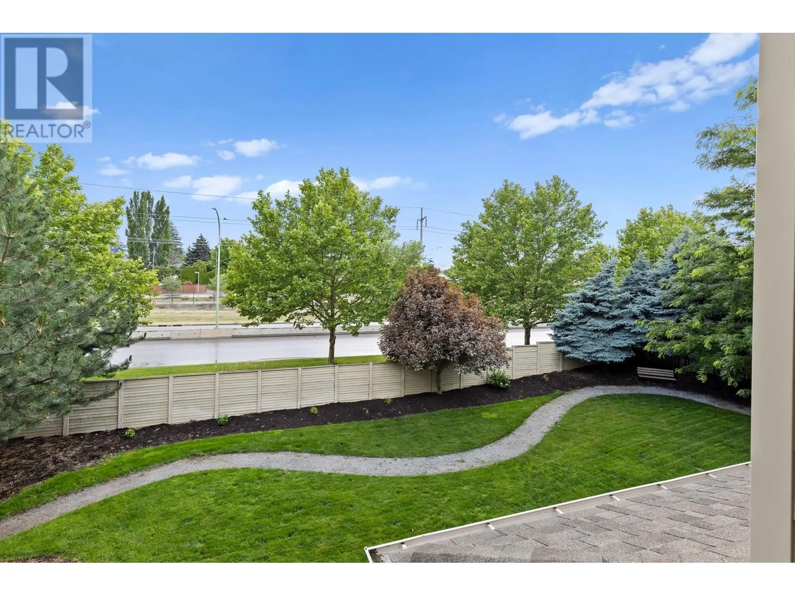 1350 Ridgeway Drive Unit# 209