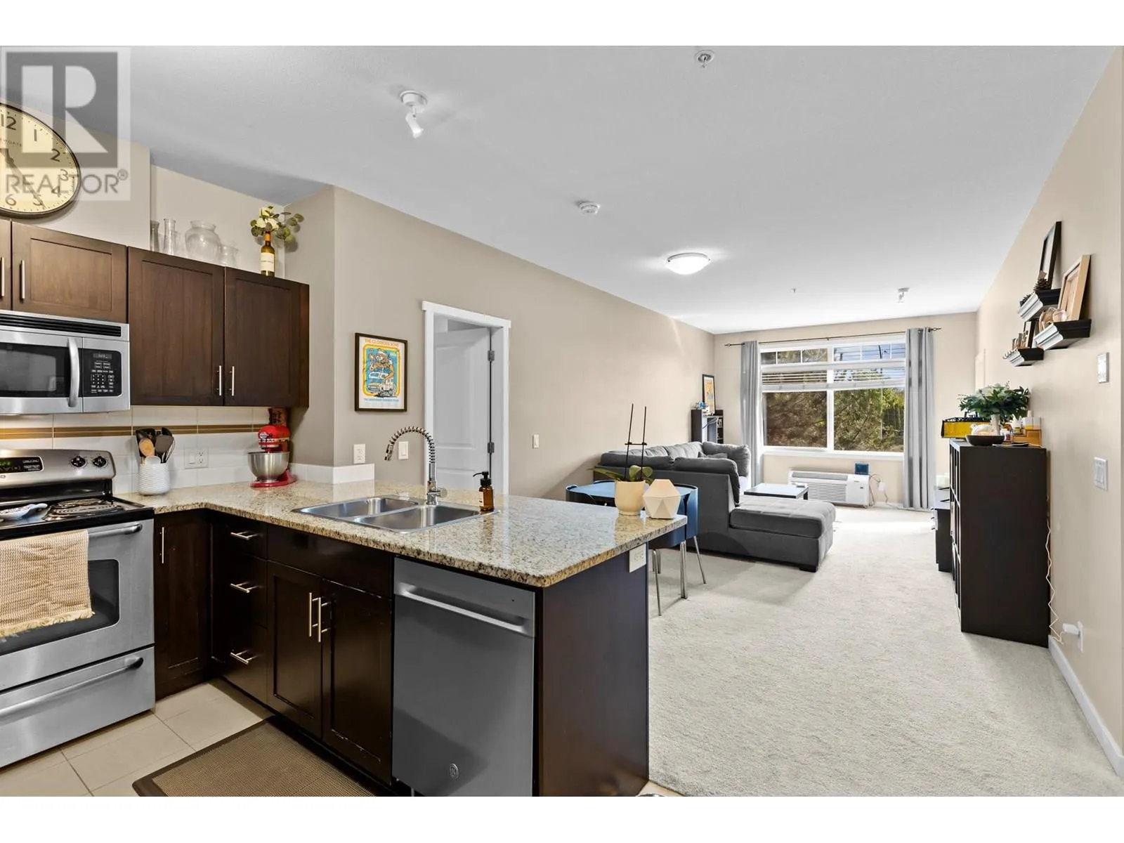 1350 Ridgeway Drive Unit# 209
