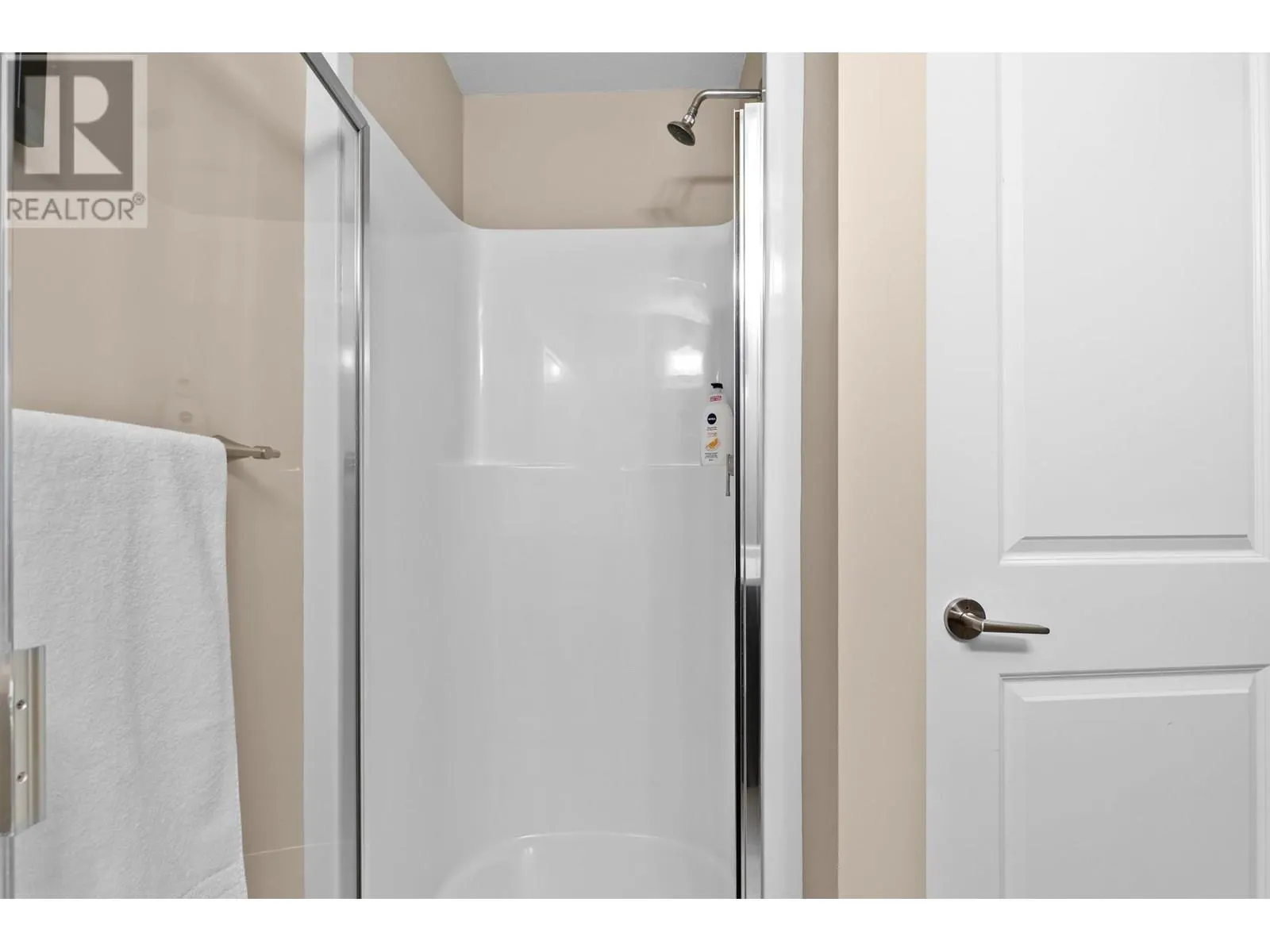 1350 Ridgeway Drive Unit# 209
