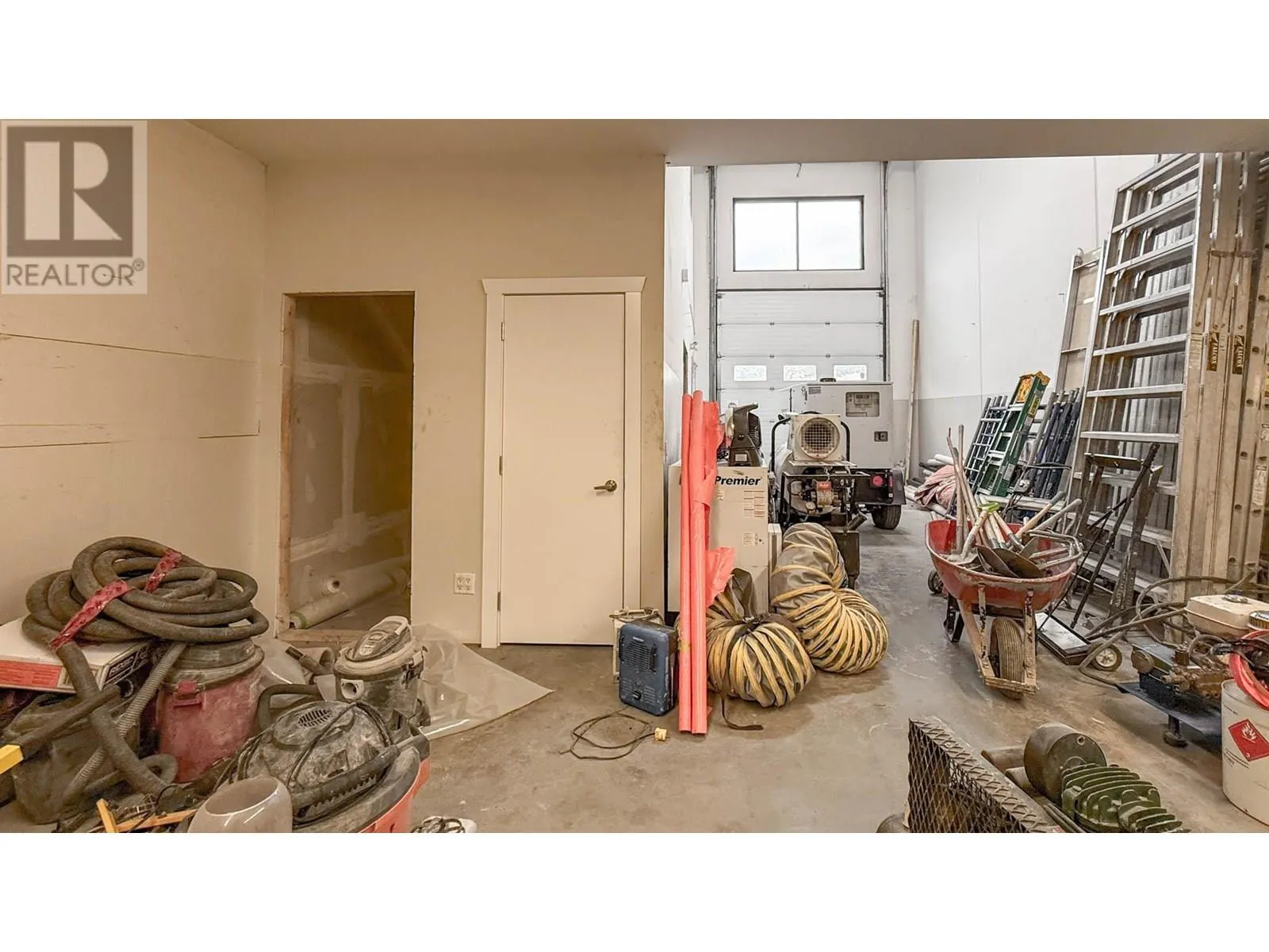220 Neave Road Unit# 6
