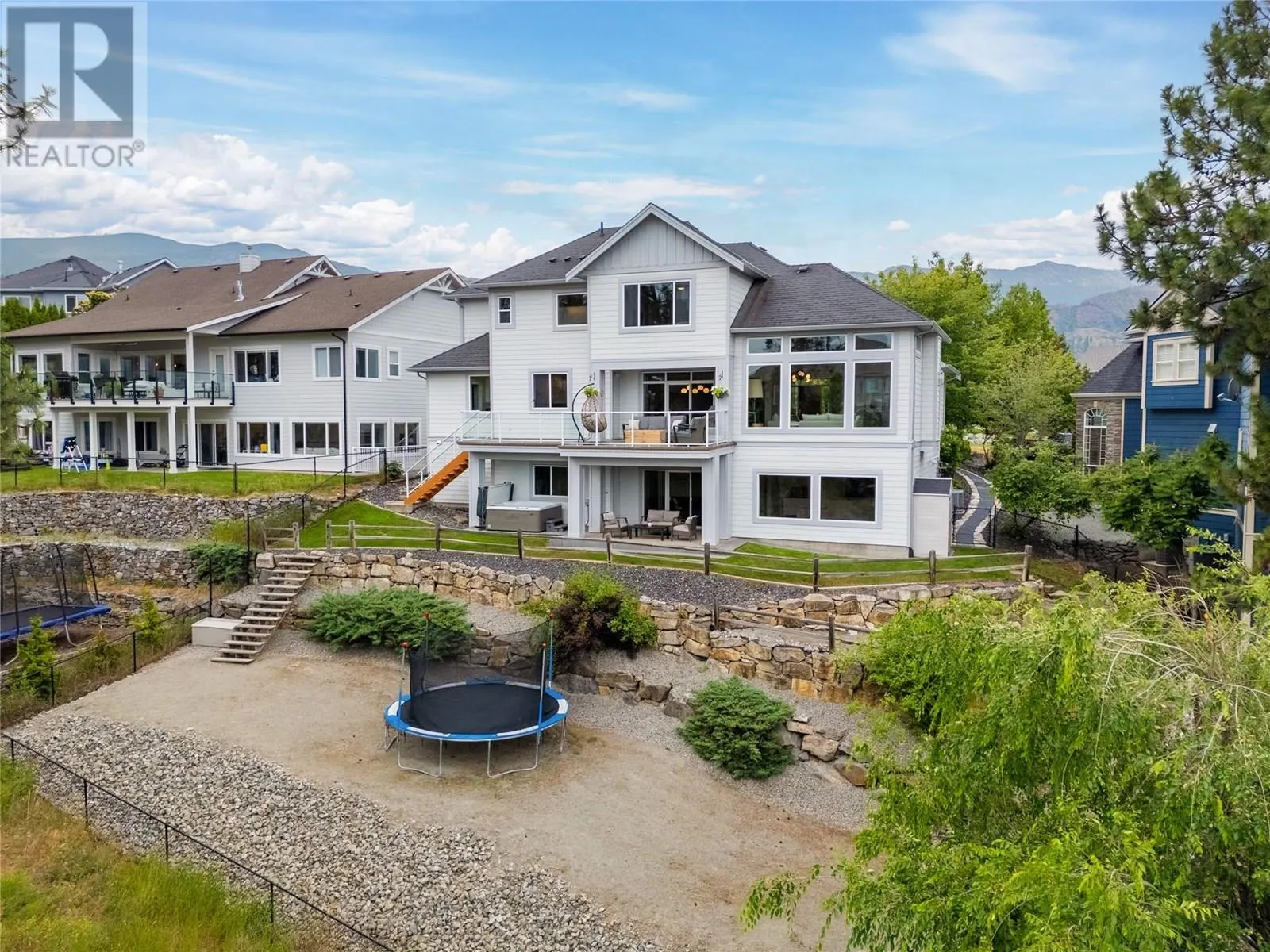 404 Quilchena Crescent