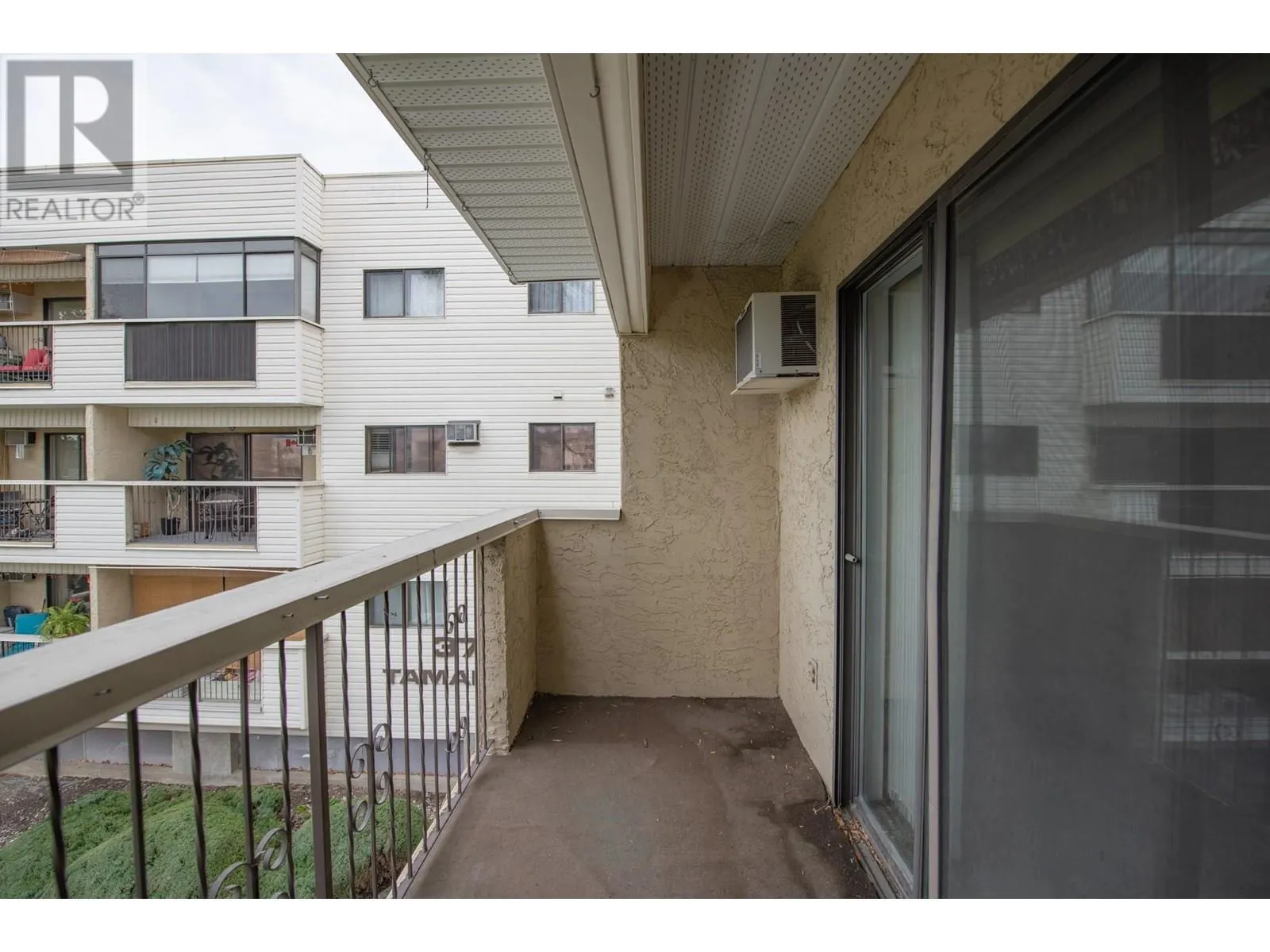 3701 27 Avenue Unit# 204