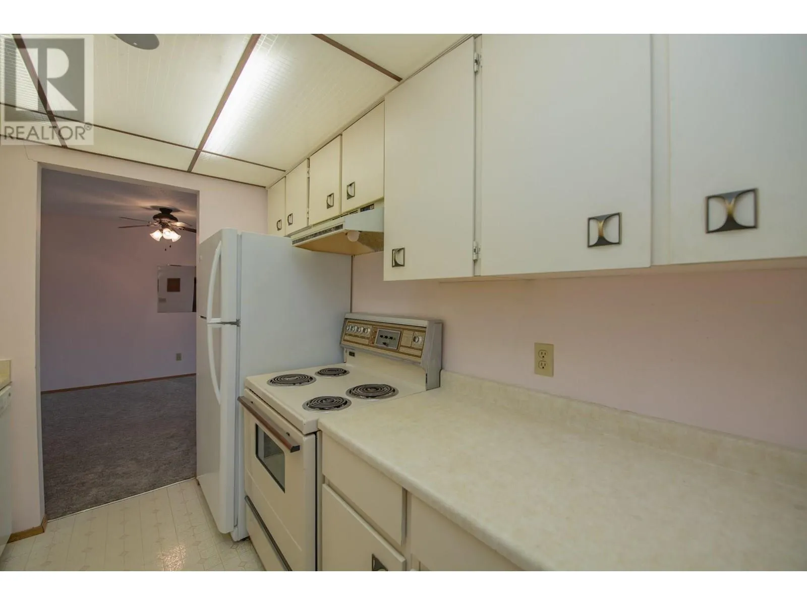 3701 27 Avenue Unit# 204