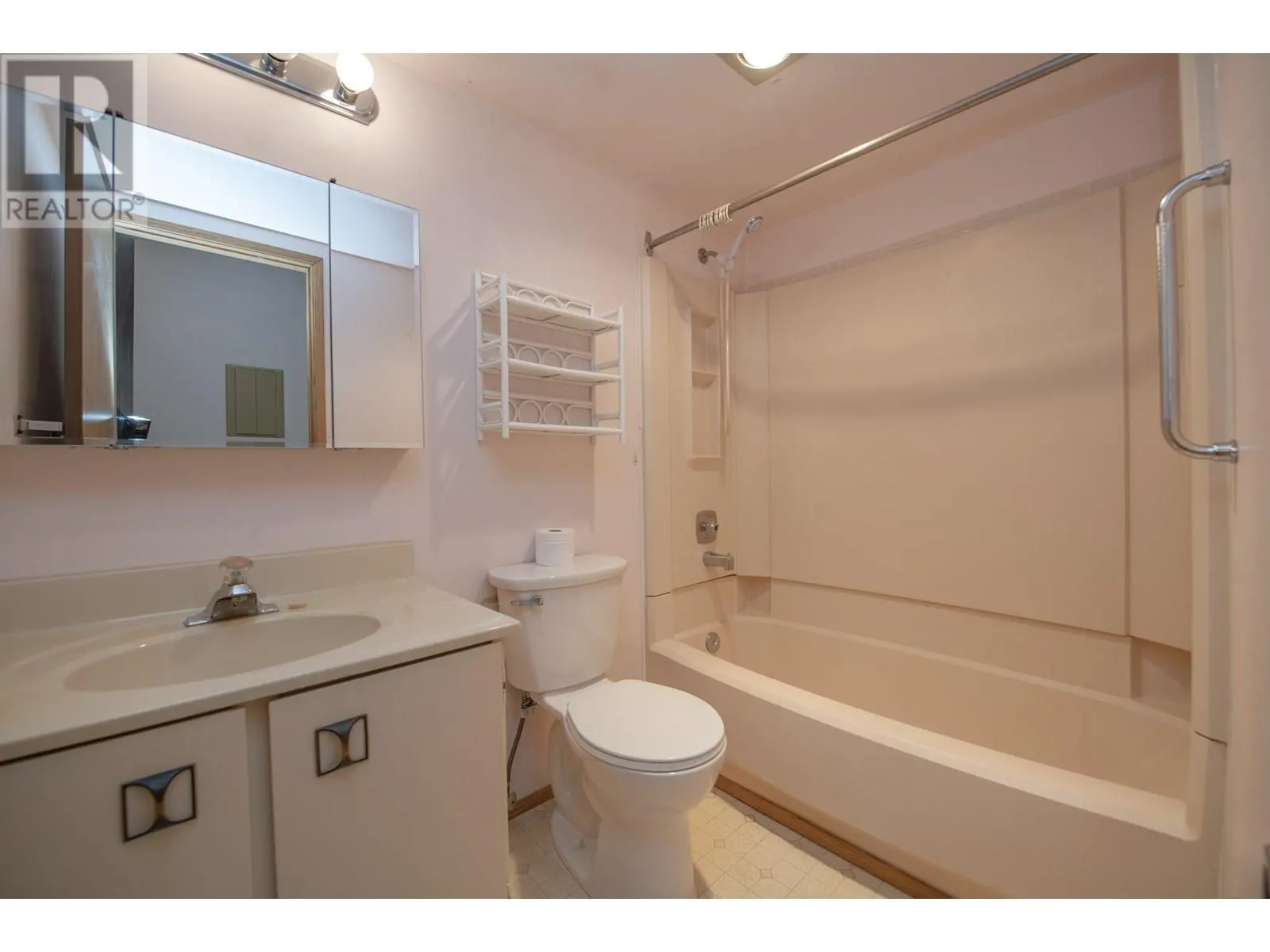 3701 27 Avenue Unit# 204