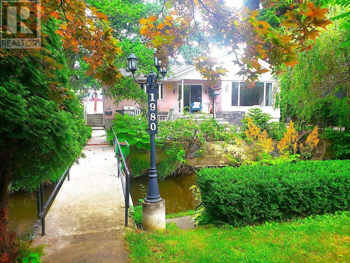 1980 Ethel Street