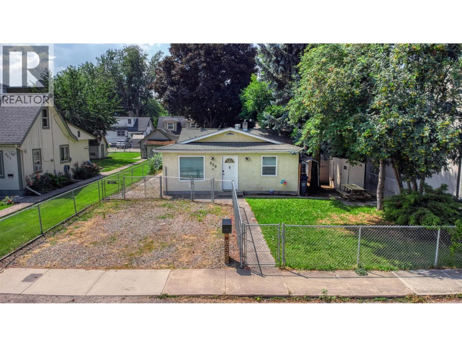 859 Lawson Avenue