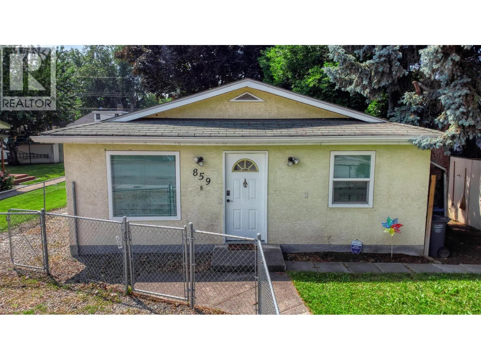 859 Lawson Avenue