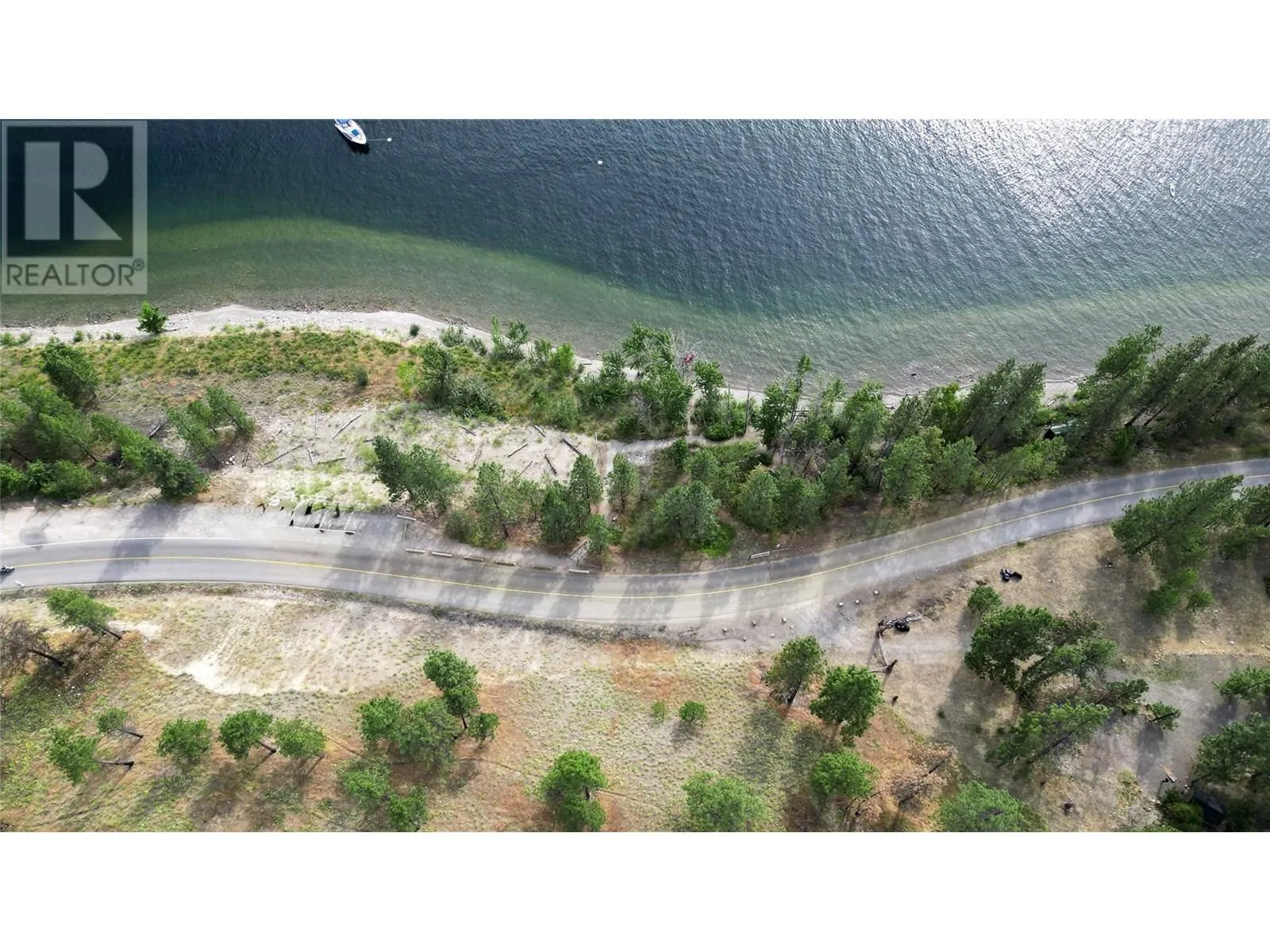 9775/9819 Okanagan Centre Road W