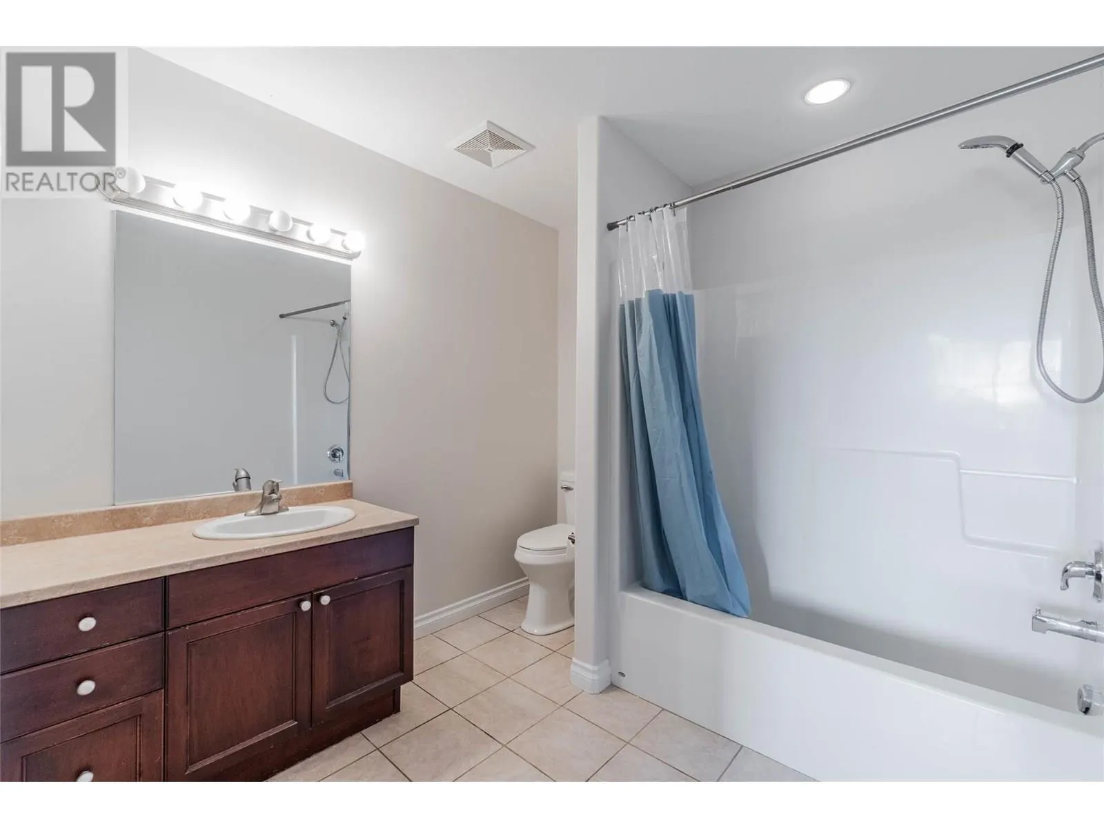 921 SPILLWAY Road Unit# 212C