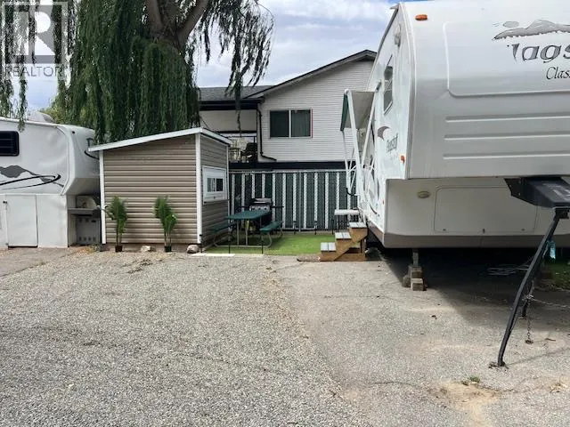 5901 MAIN Street Unit# 15
