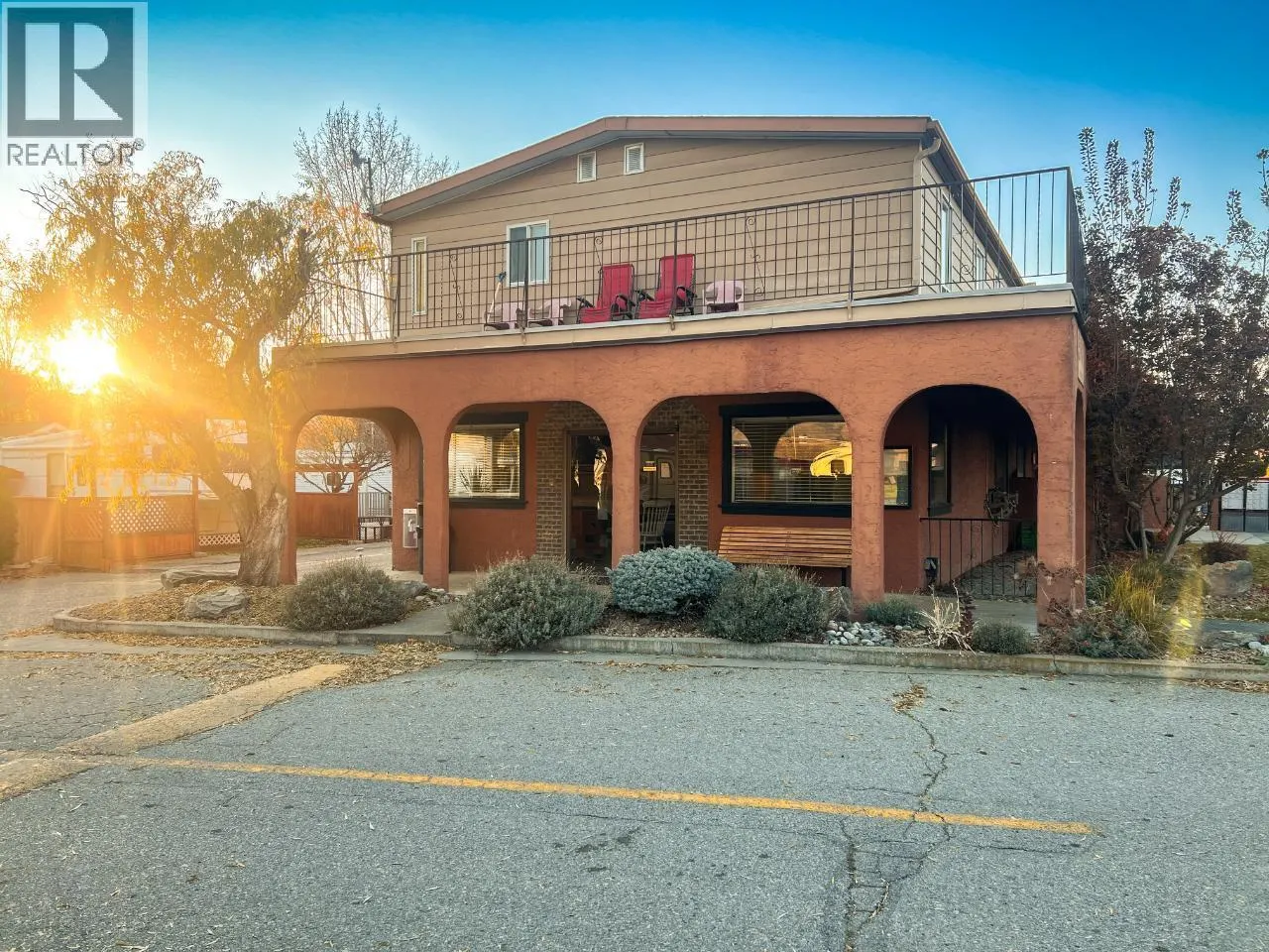 5901 MAIN Street Unit# 15