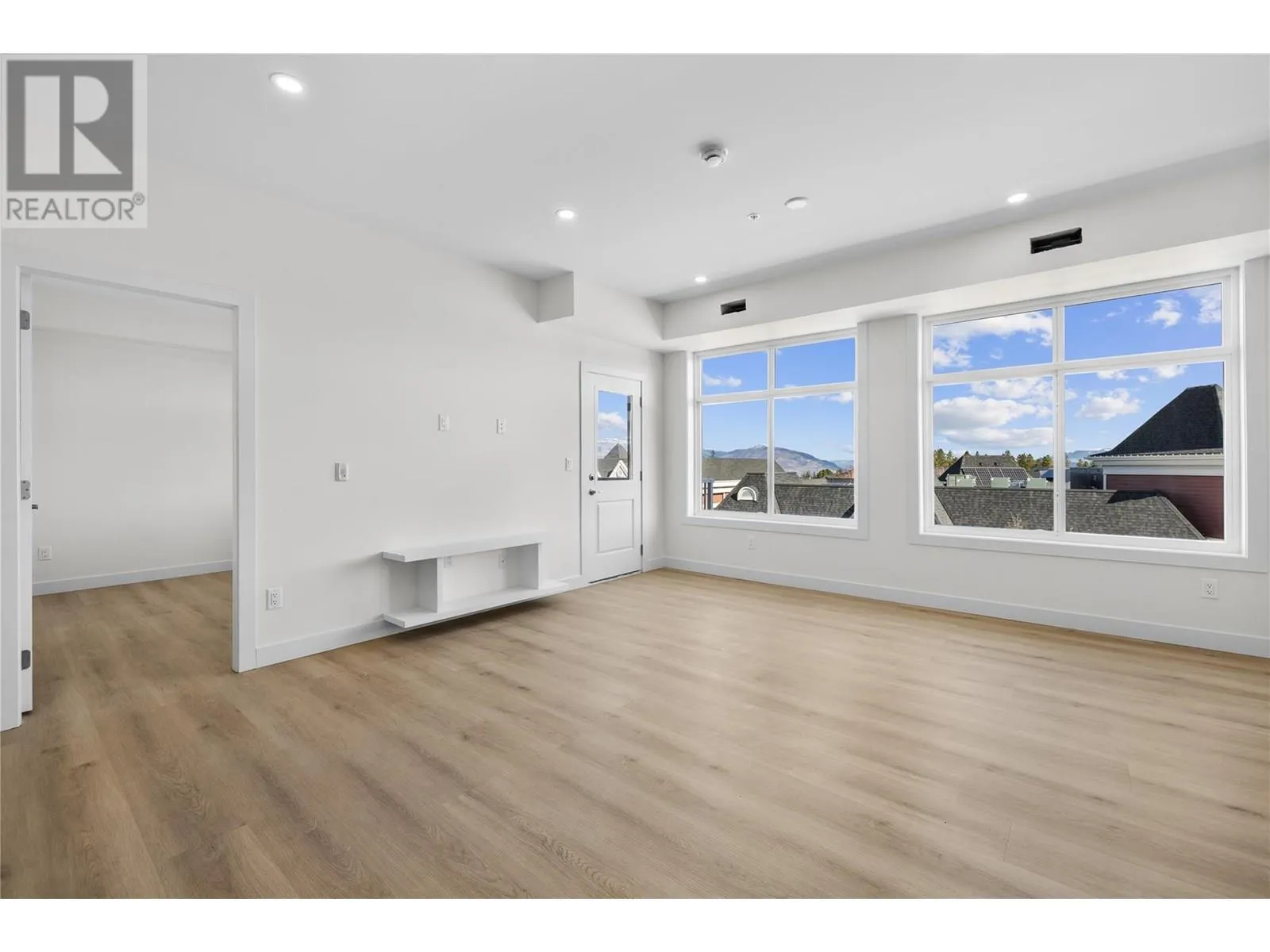 5300 Main Street Unit# 203