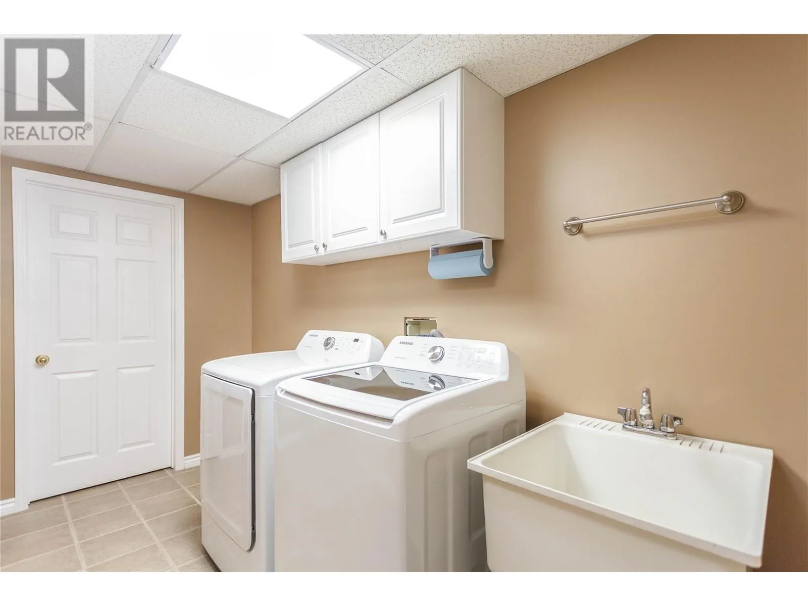 2675 Pine Avenue Unit# 4