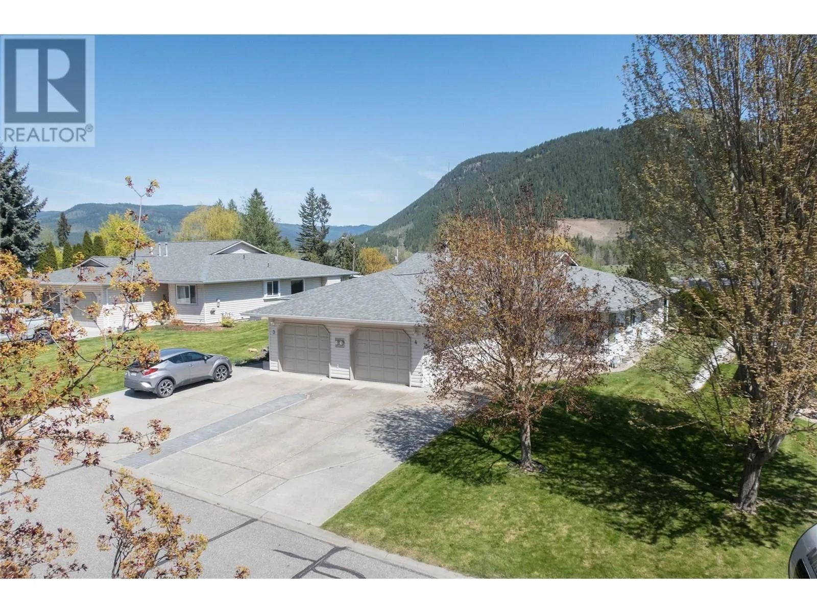 2675 Pine Avenue Unit# 4