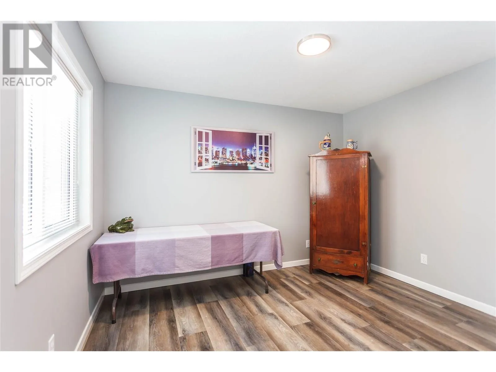 2675 Pine Avenue Unit# 4