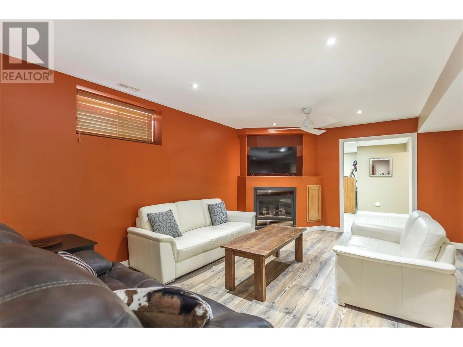 2675 Pine Avenue Unit# 4