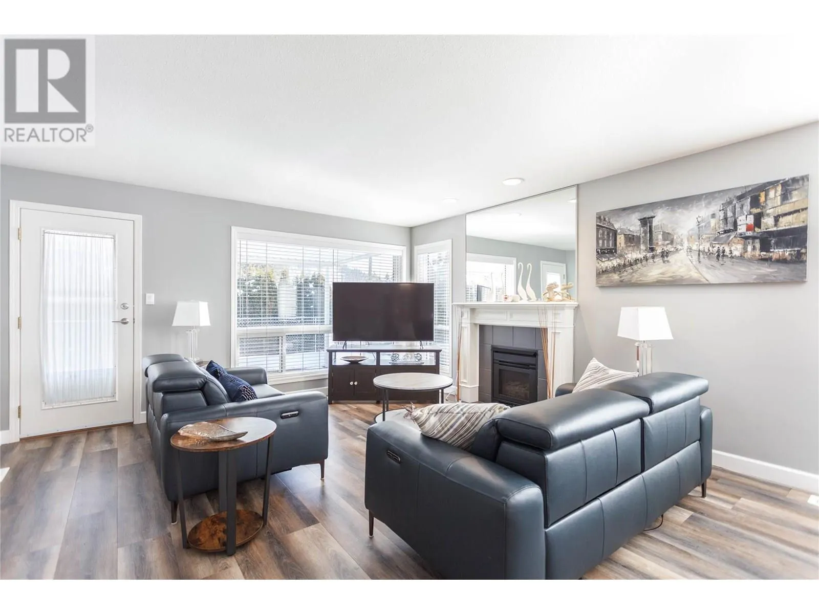 2675 Pine Avenue Unit# 4