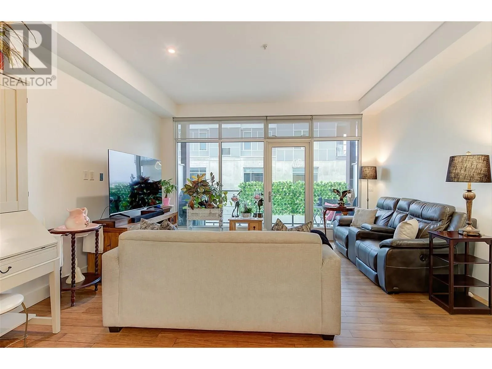 1289 Ellis Street Unit# 310 Lot# SL40
