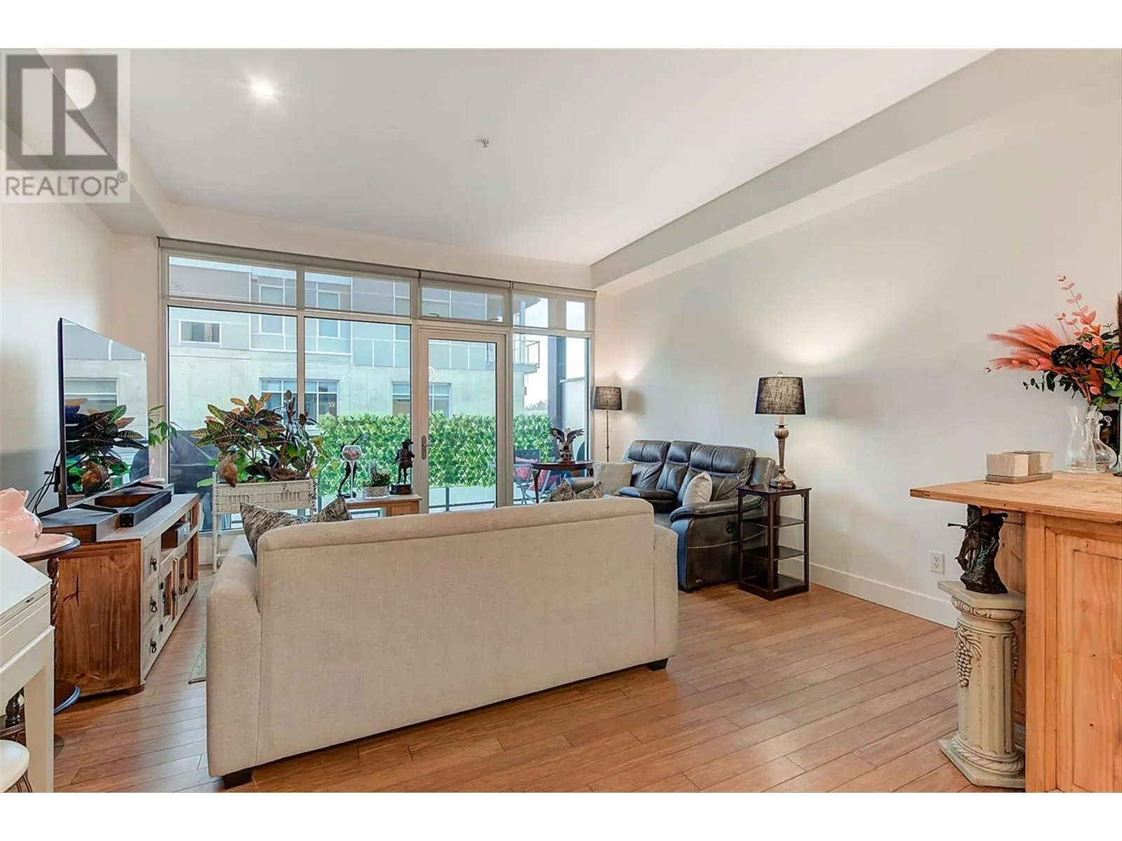 1289 Ellis Street Unit# 310 Lot# SL40