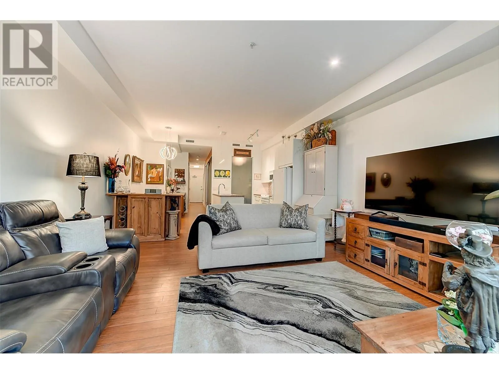 1289 Ellis Street Unit# 310 Lot# SL40