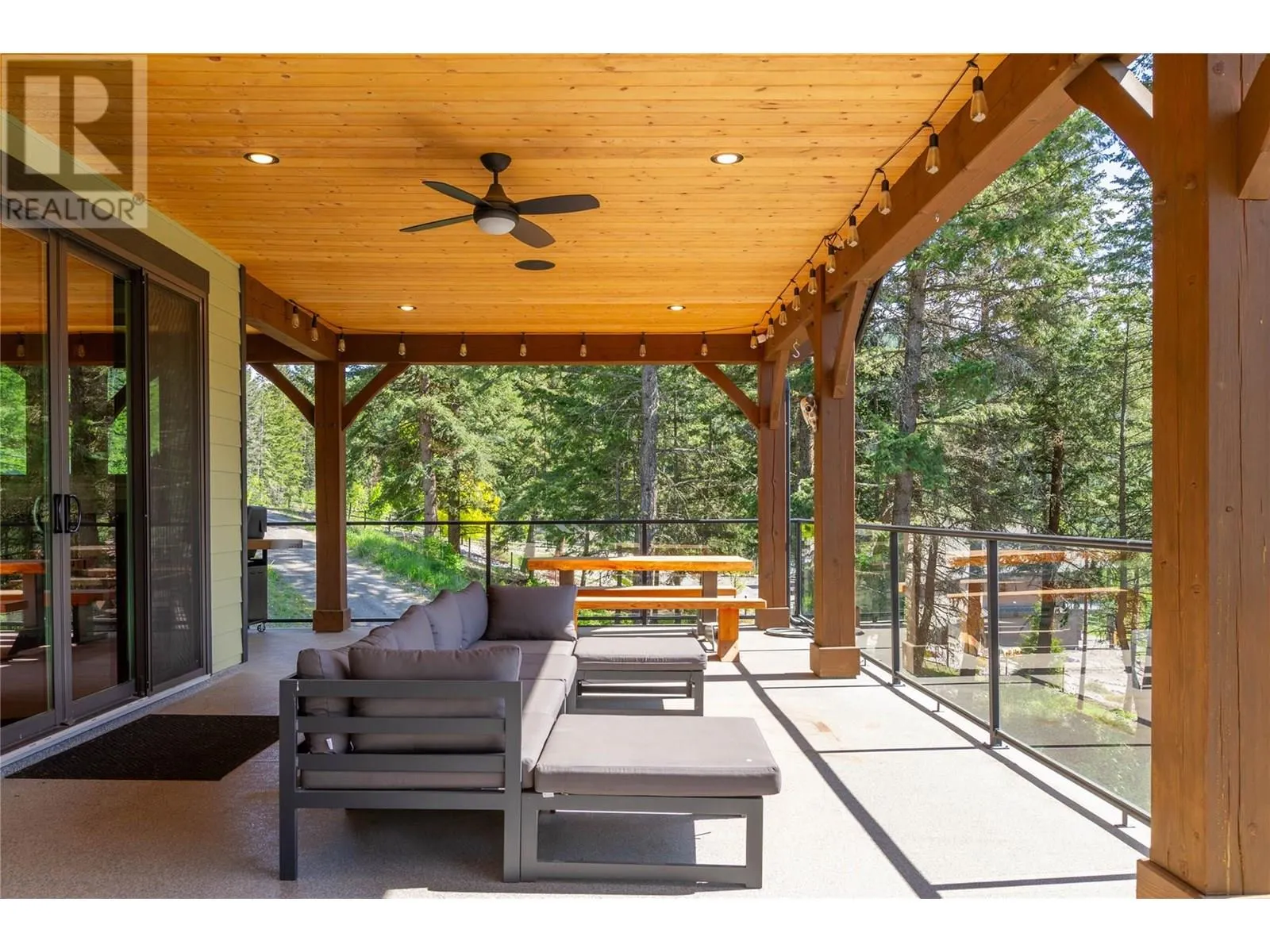 6080 Lynx Drive