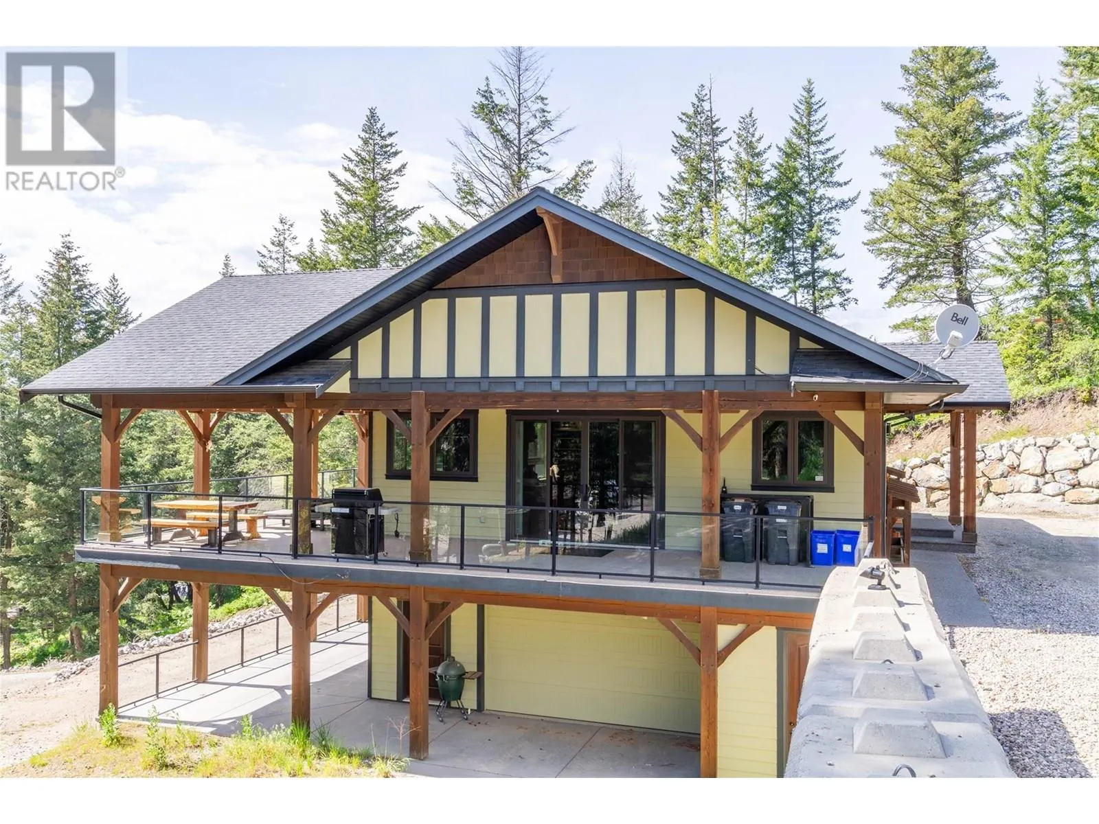 6080 Lynx Drive