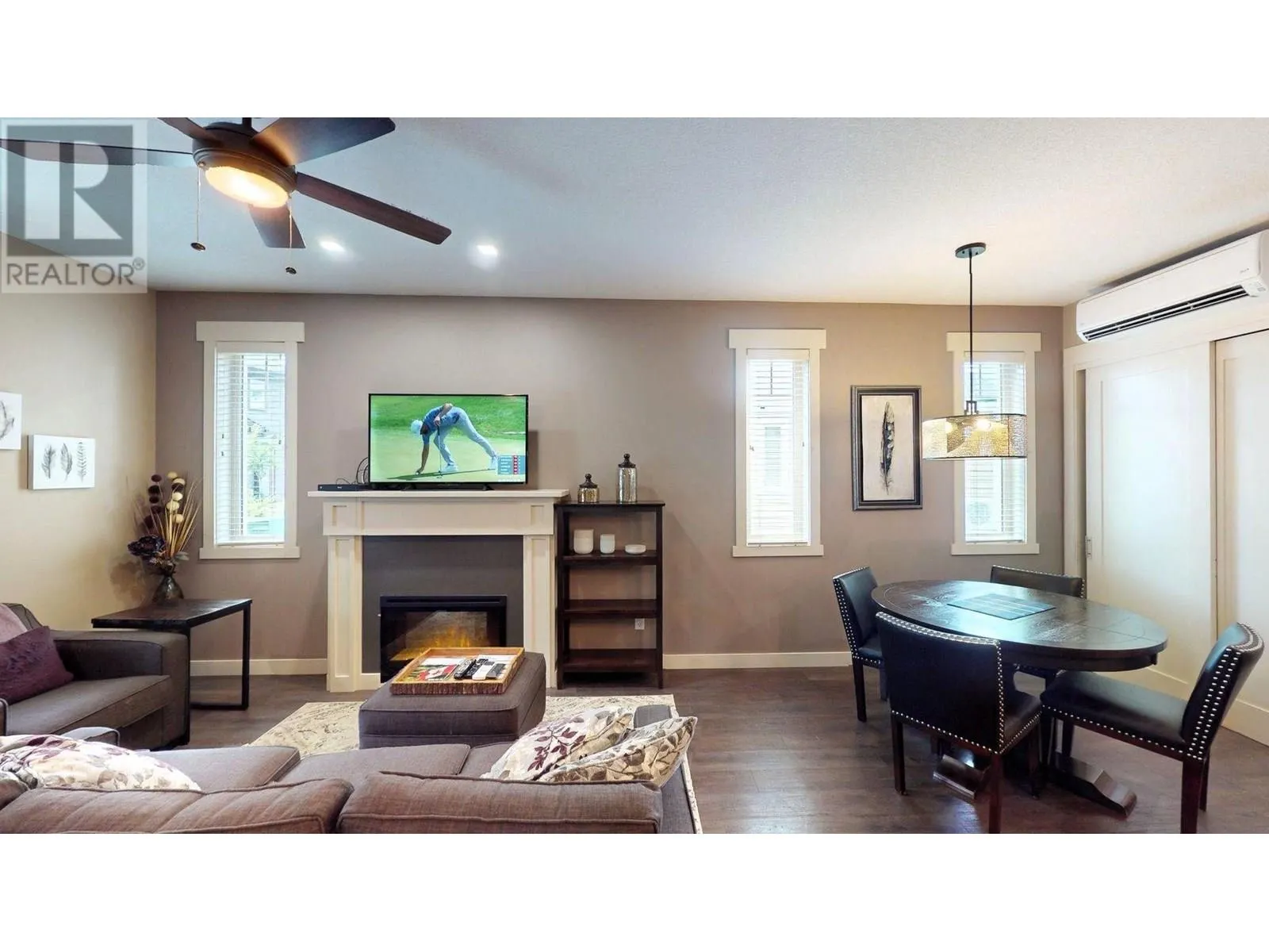 900 BIGHORN Boulevard Unit# 915 E