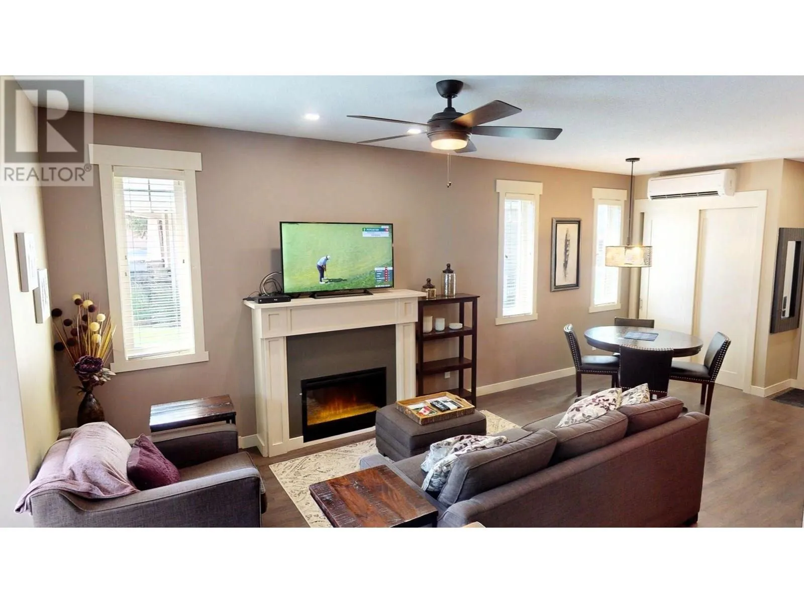 900 BIGHORN Boulevard Unit# 915 E