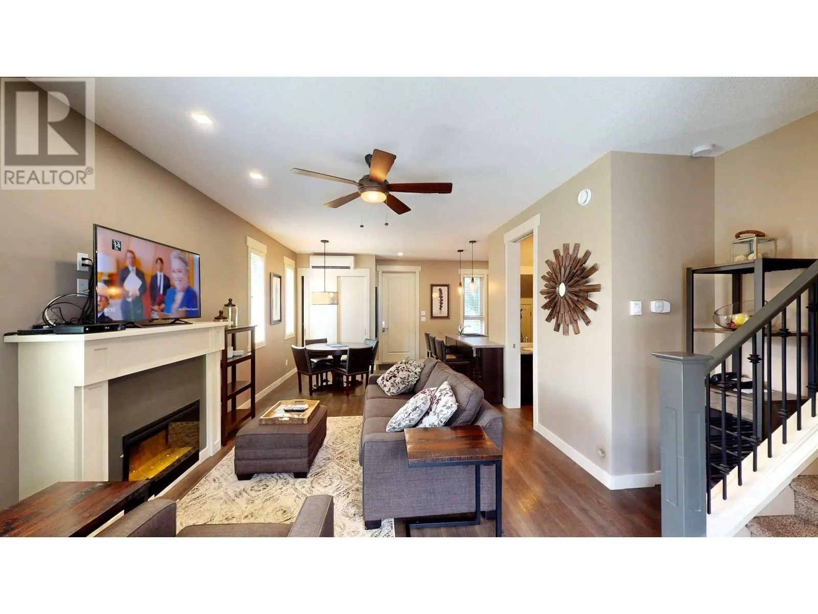 900 BIGHORN Boulevard Unit# 915 E