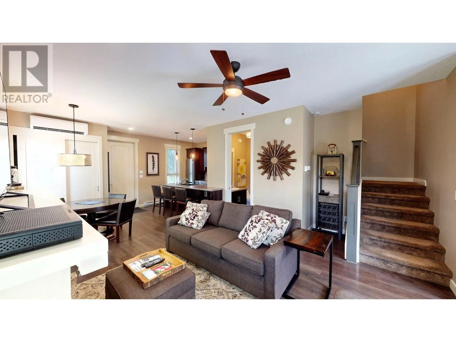 900 BIGHORN Boulevard Unit# 915 E