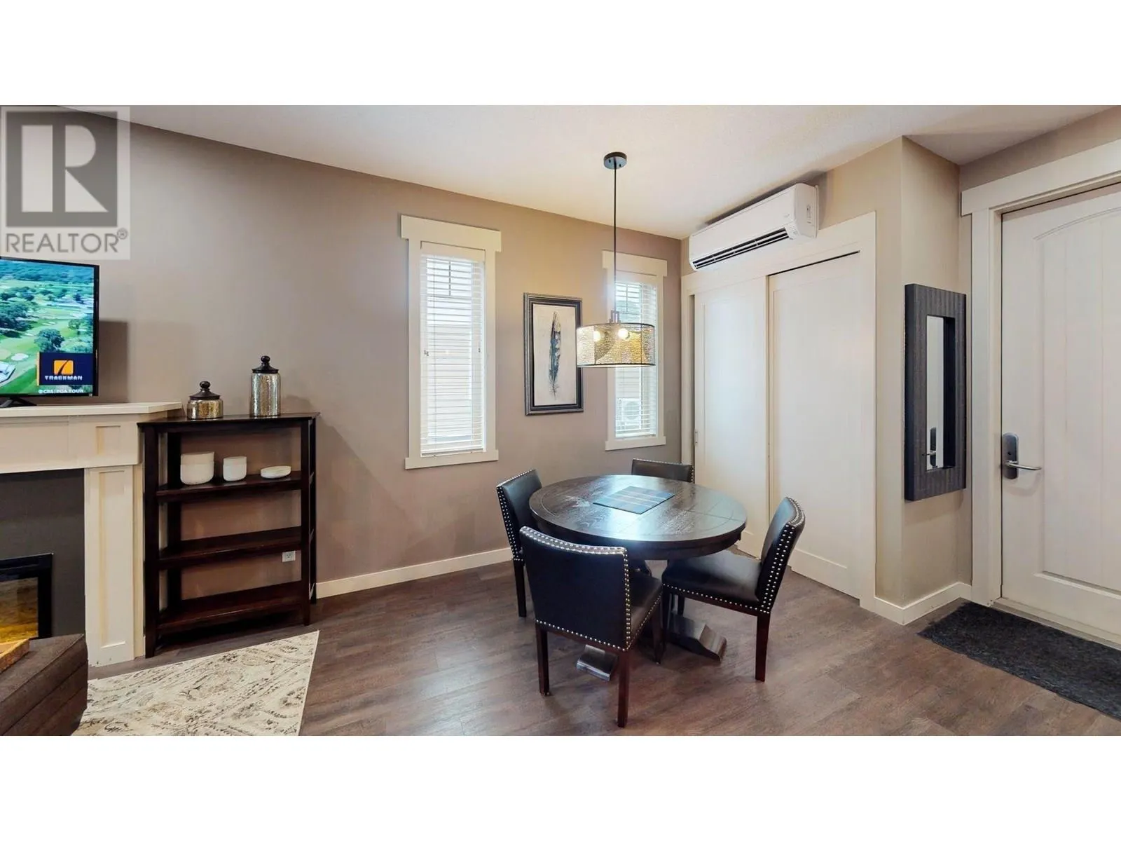 900 BIGHORN Boulevard Unit# 915 E