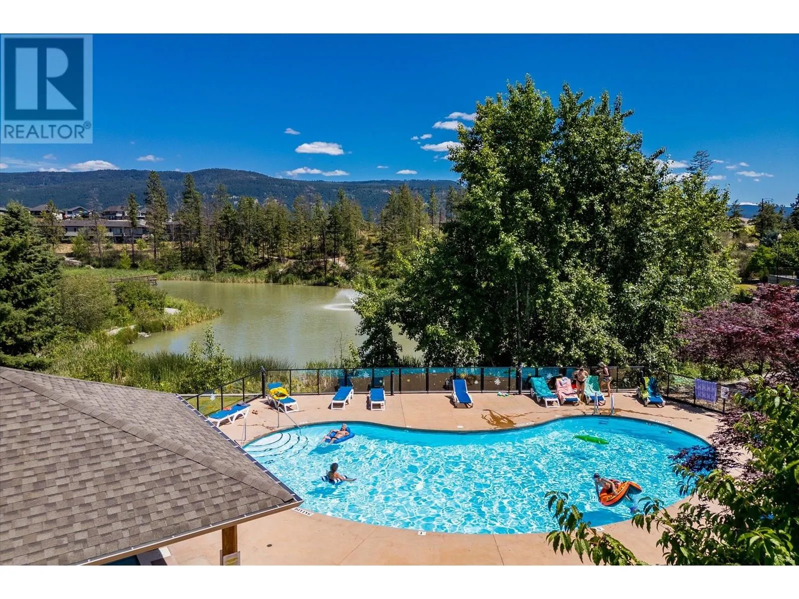 2551 Shoreline Drive Unit# 204