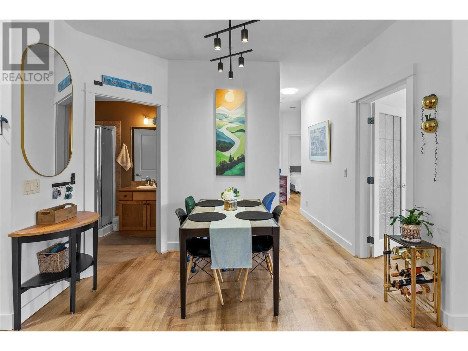 2551 Shoreline Drive Unit# 204