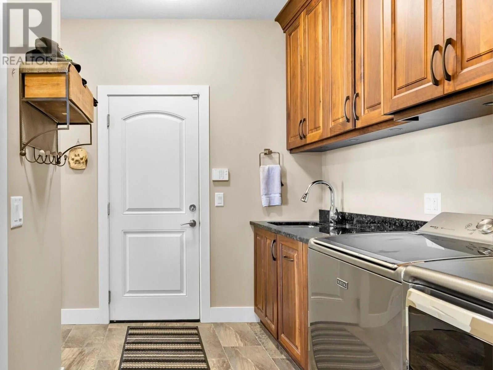 5580 Trestle Ridge Court