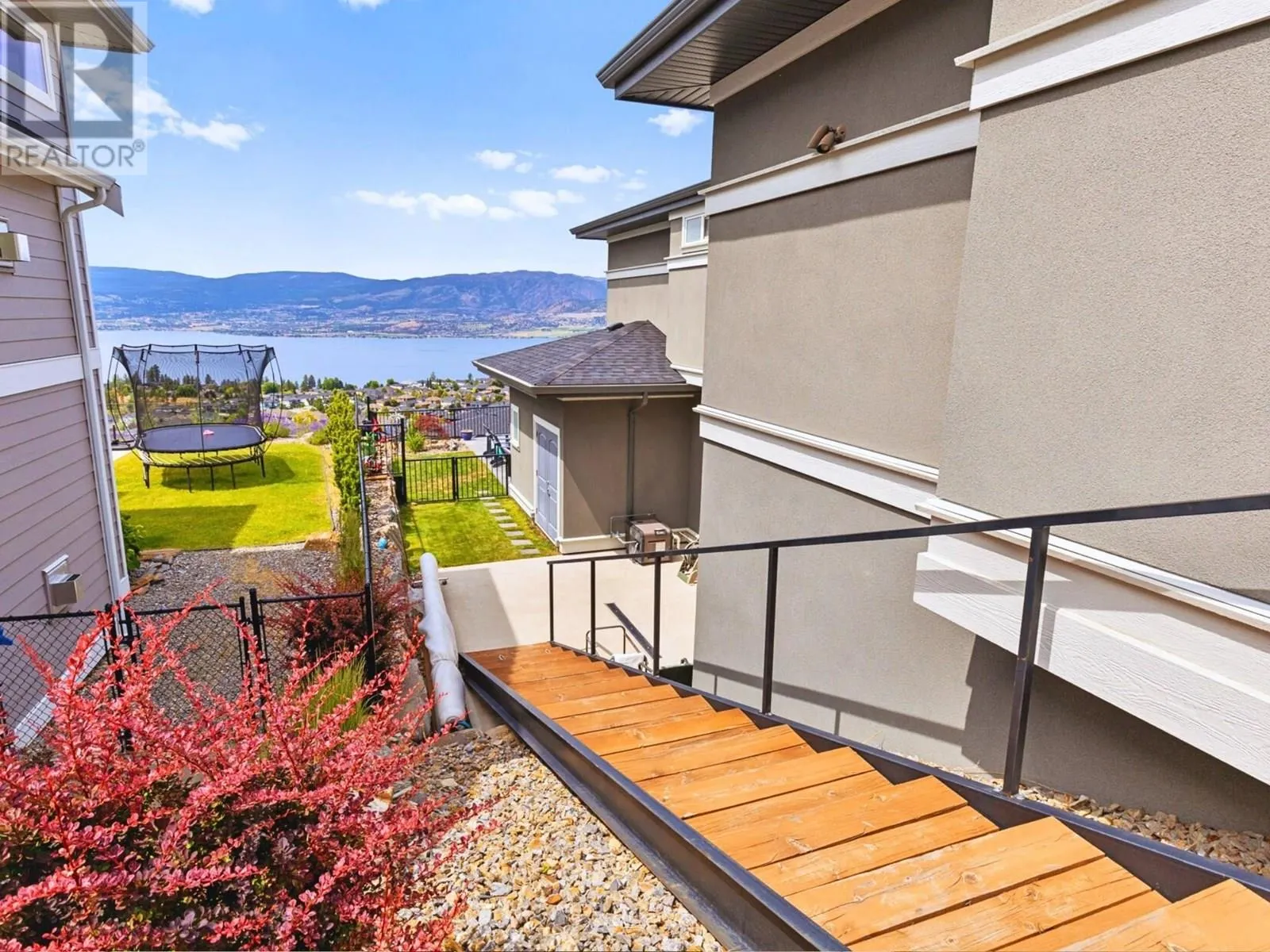 5580 Trestle Ridge Court