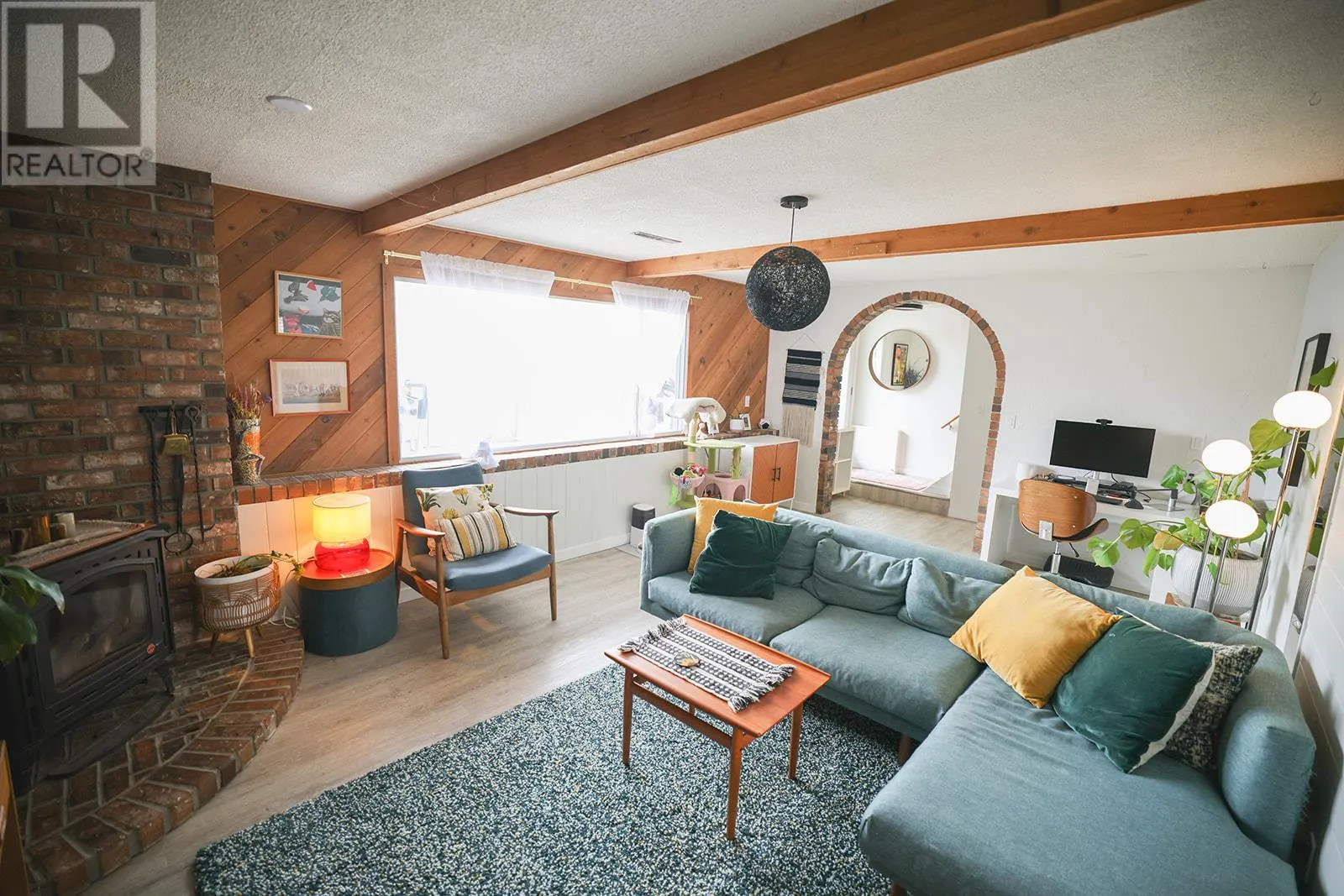 7089 Longacre Drive