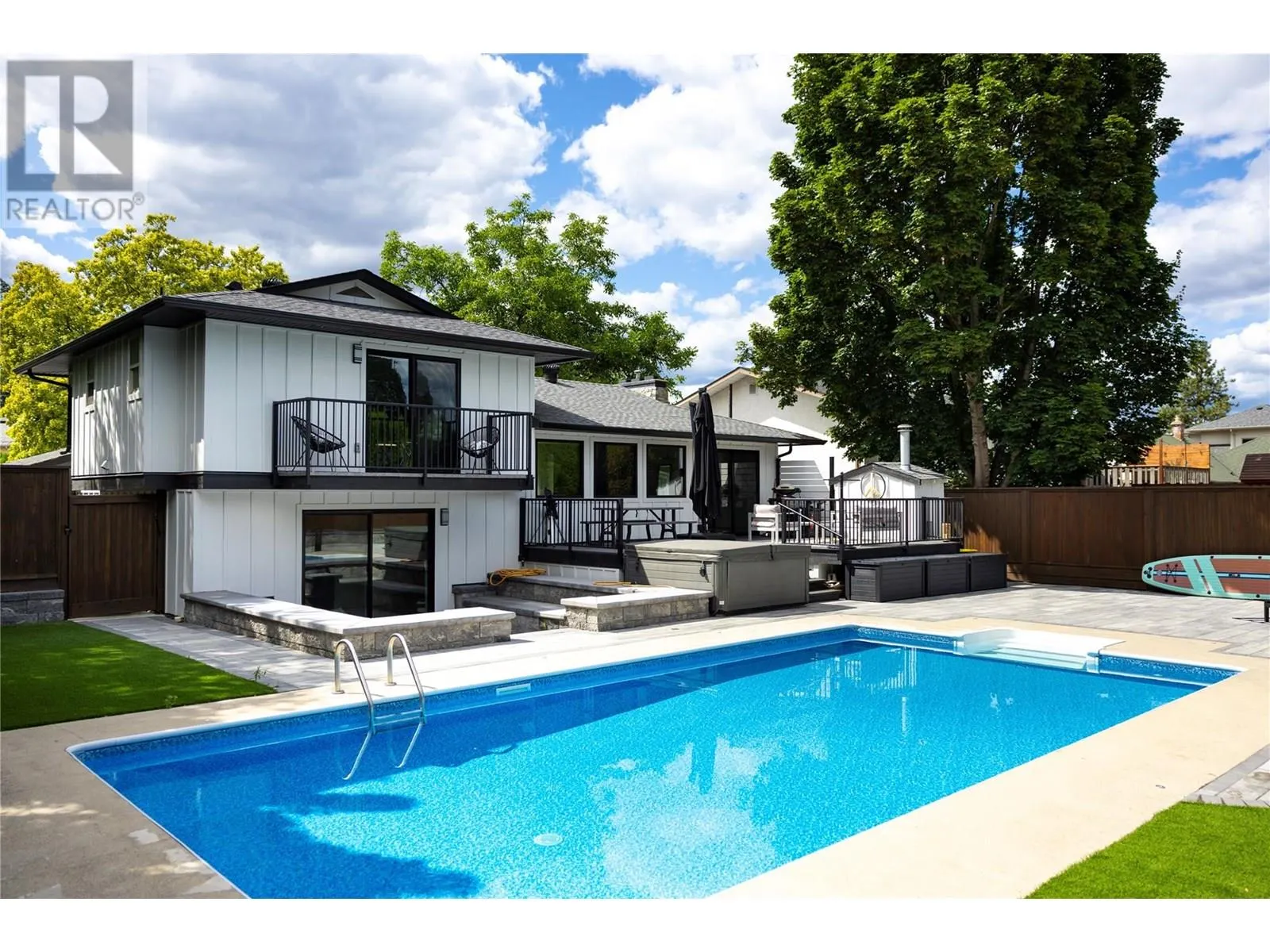4265 Lakeshore Road